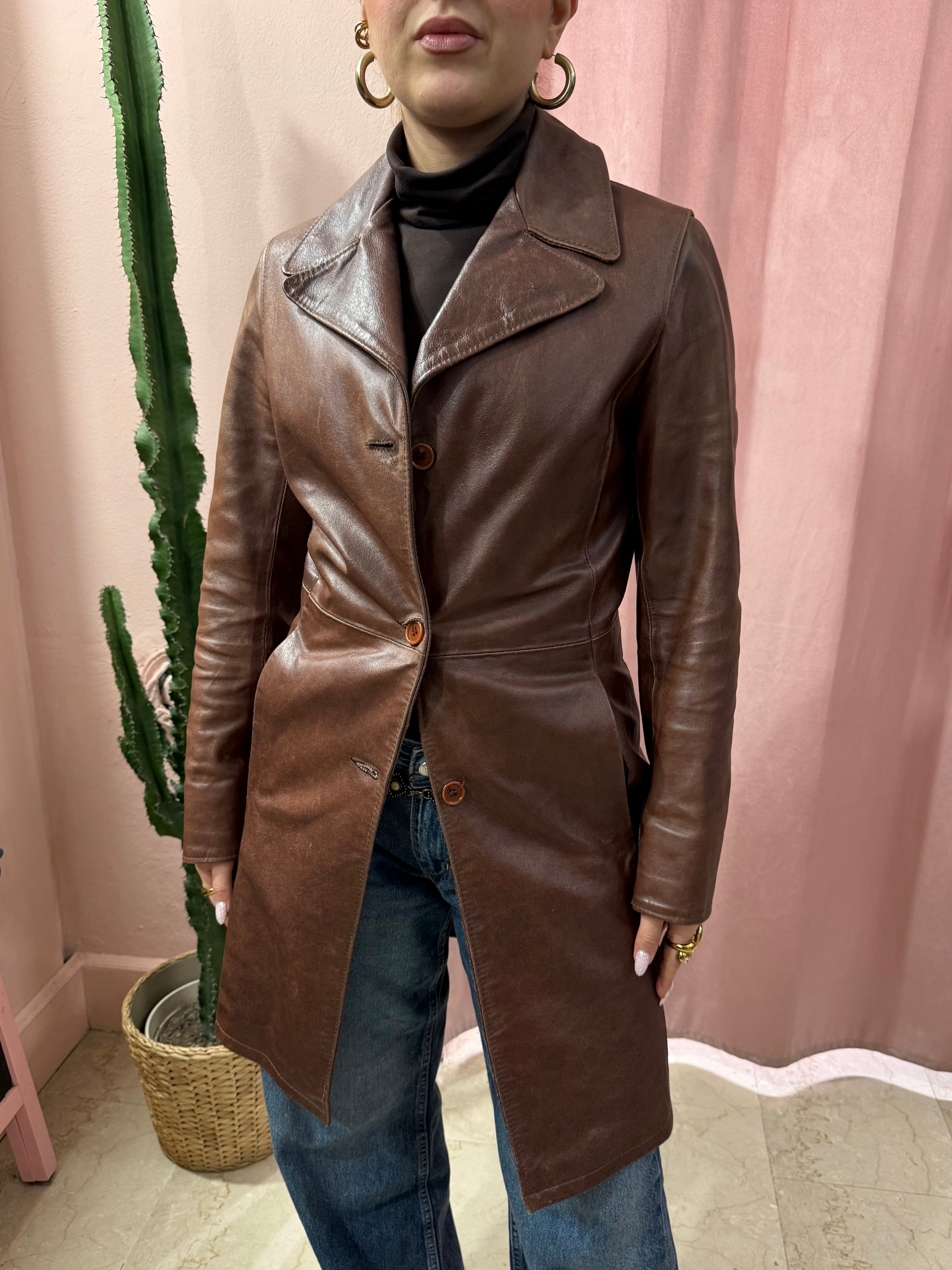 Trench in vera pelle effetto invecchiato