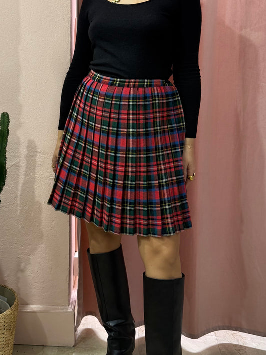 Gonna tartan sul rosso in lana