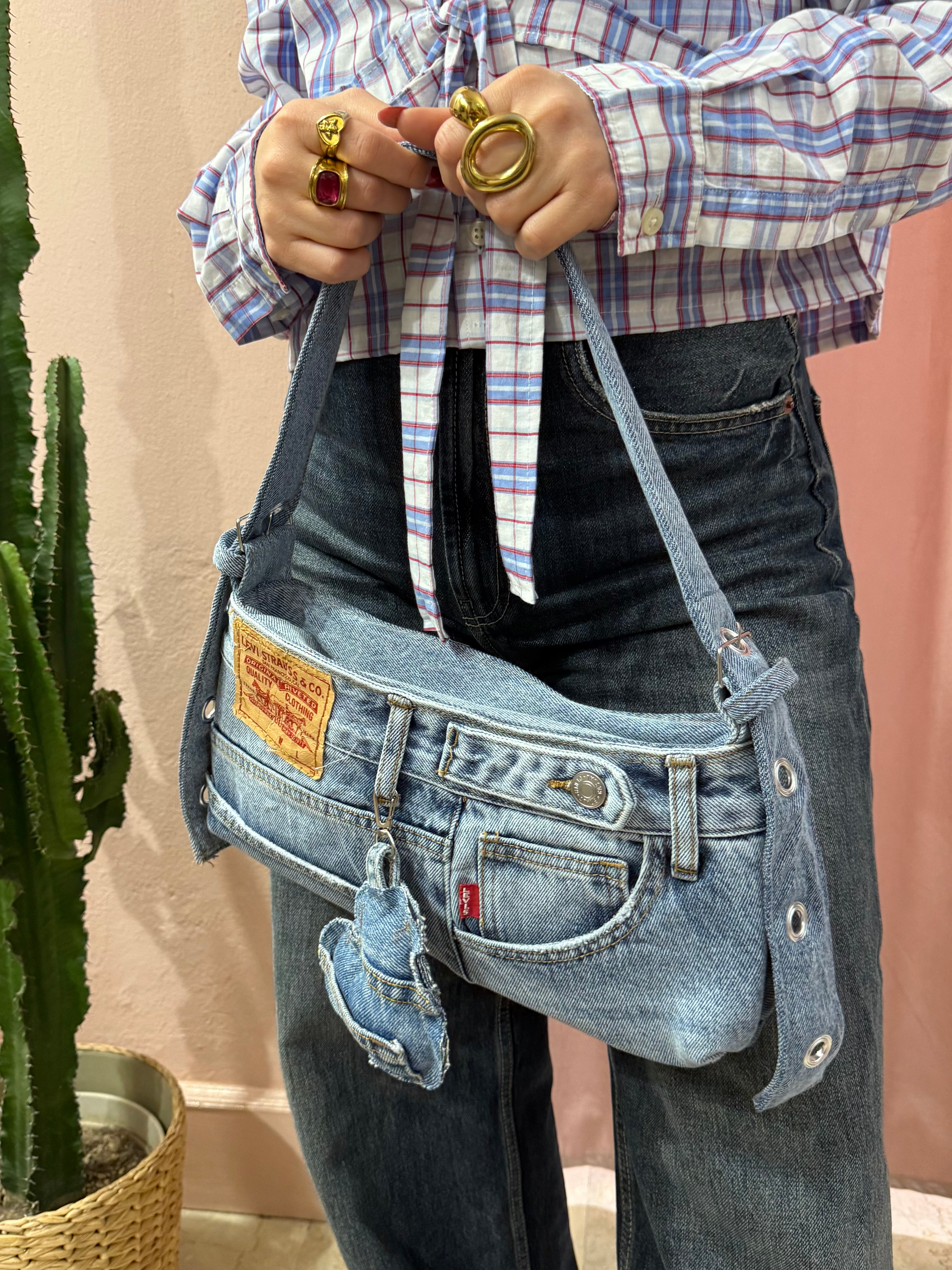 Borsa baguette Levis upcycling