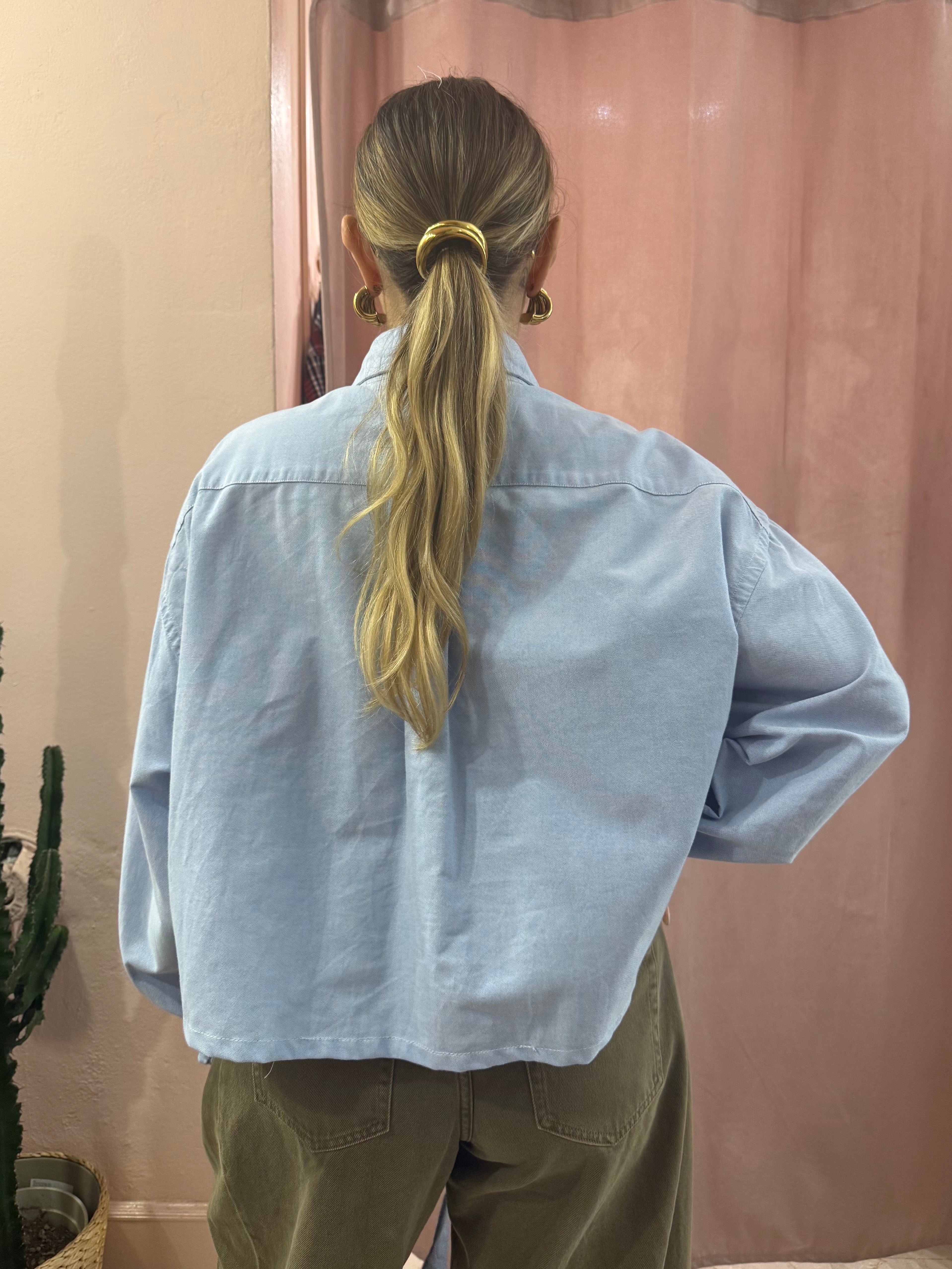 Camicia Tommy H. upcycling fiocco azzurra