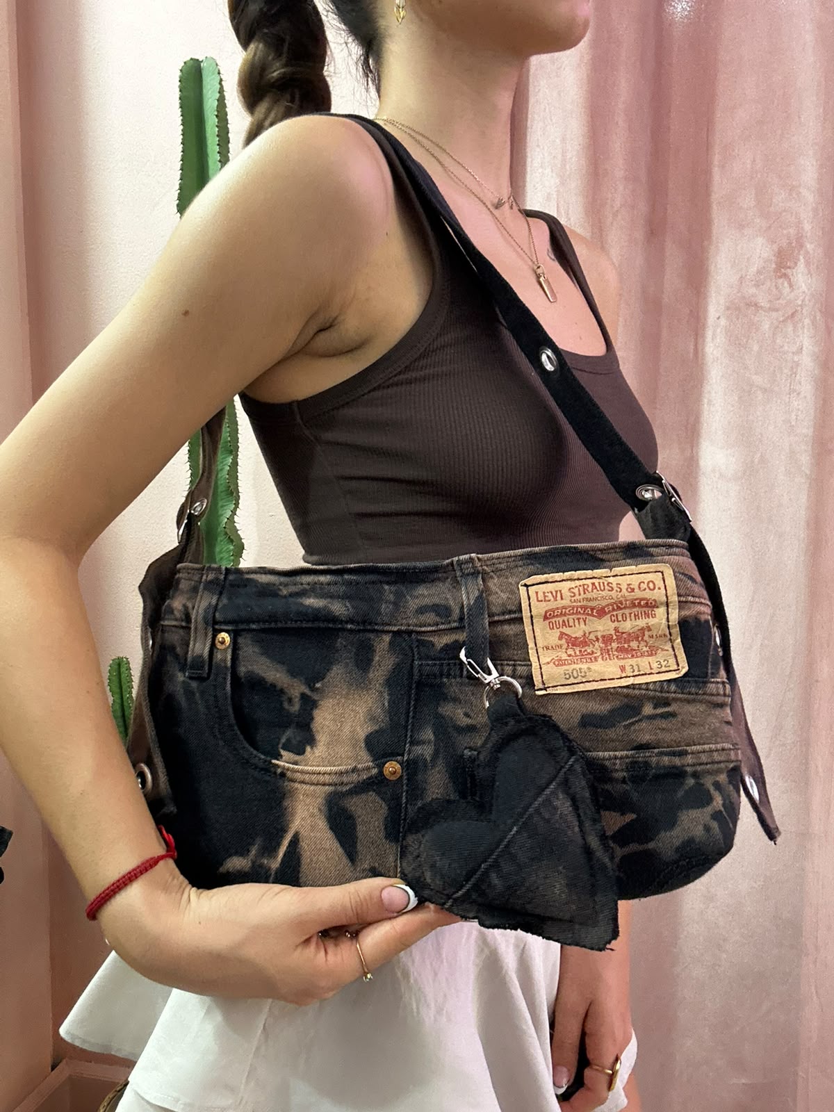 Borsa Levis baguette upcycling tie dye nera