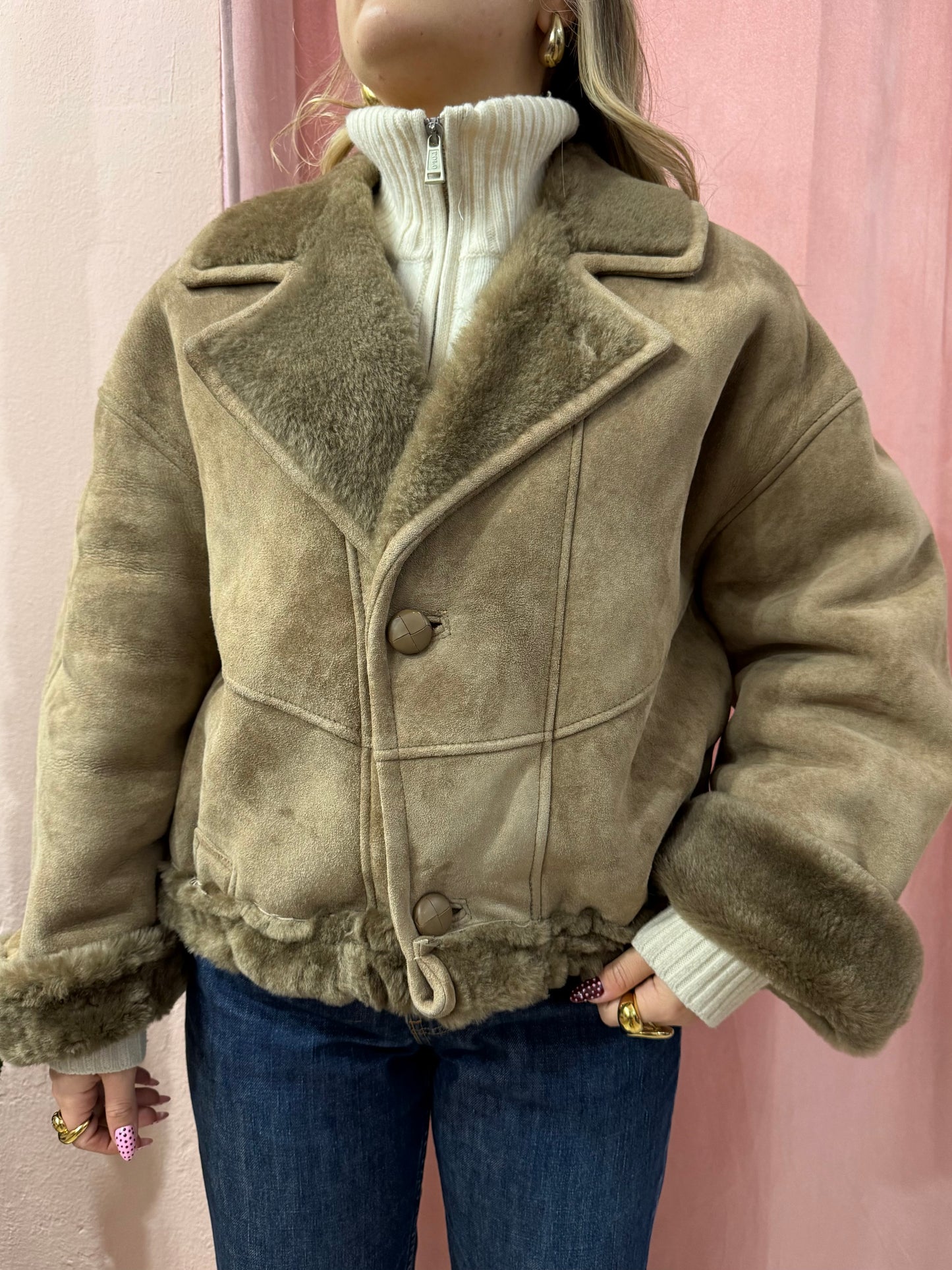 Montone crop nocciola