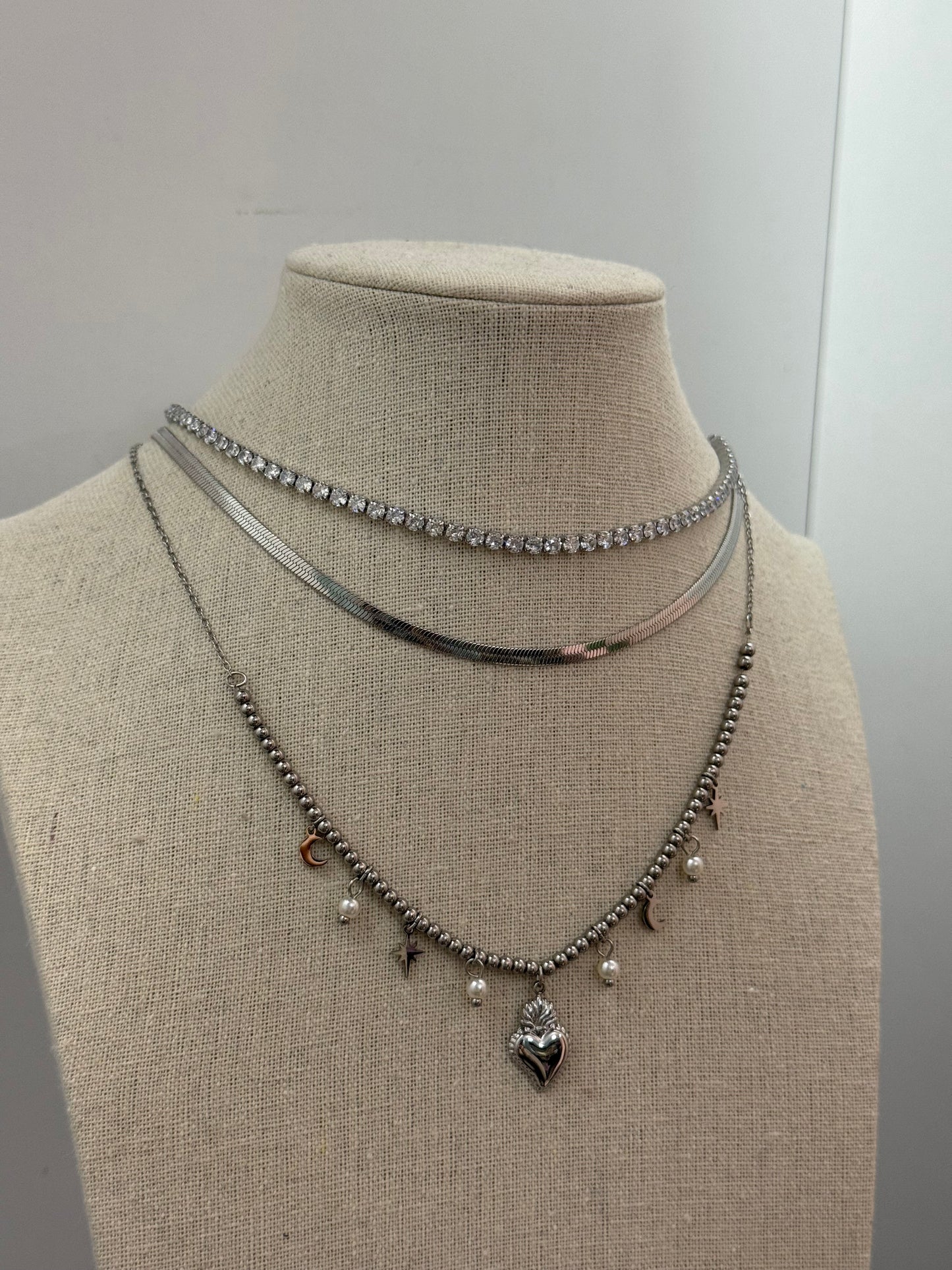 Collana ciondoli Cuore Sacro gold/ black e silver