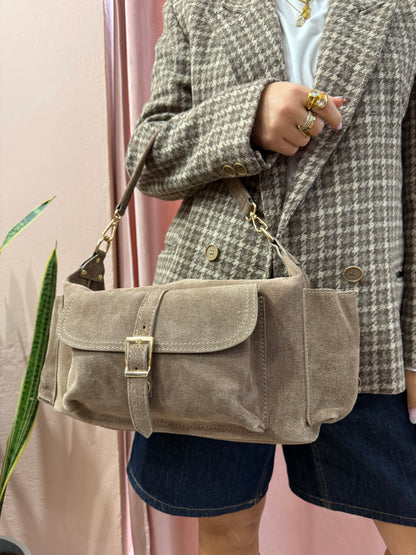 Borsa in vera pelle scamosciata taupe
