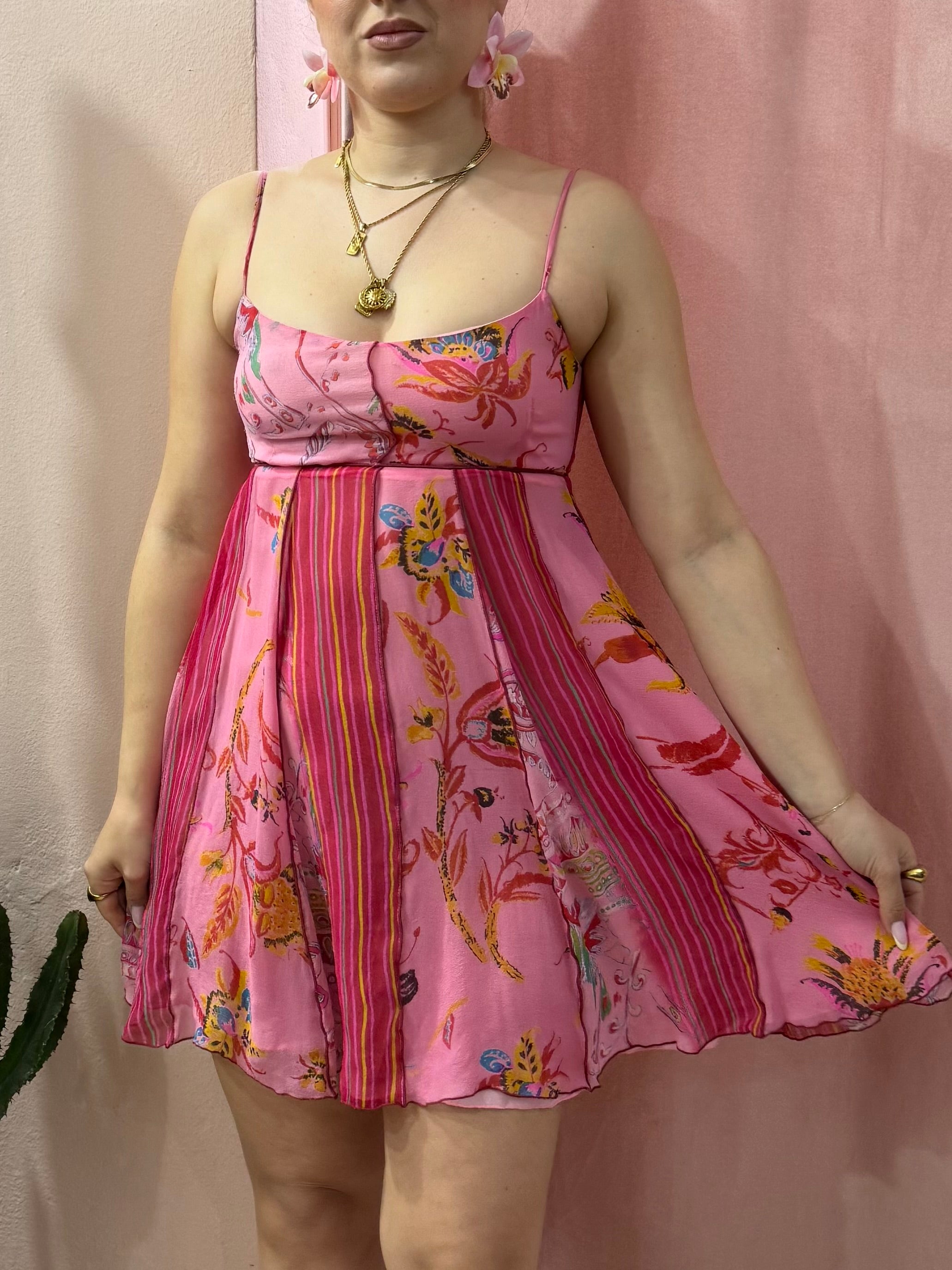 Vestito in fantasia in pura seta