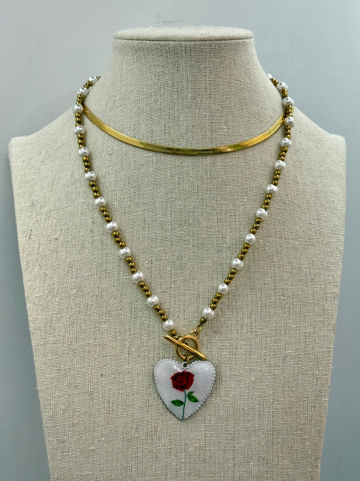 Collana con perle ciondolo cuore effetto ceramica