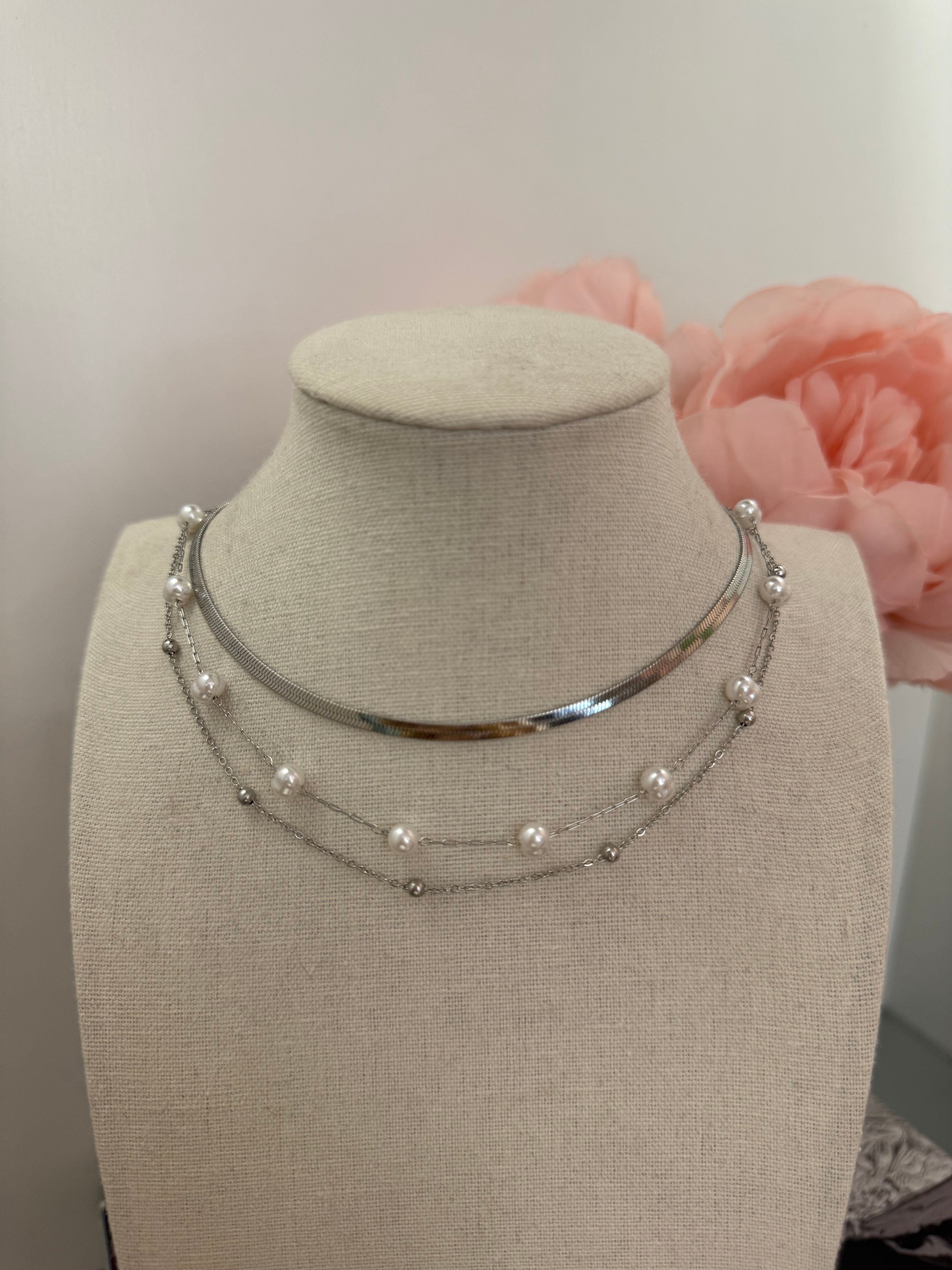 Collana doppia con perle