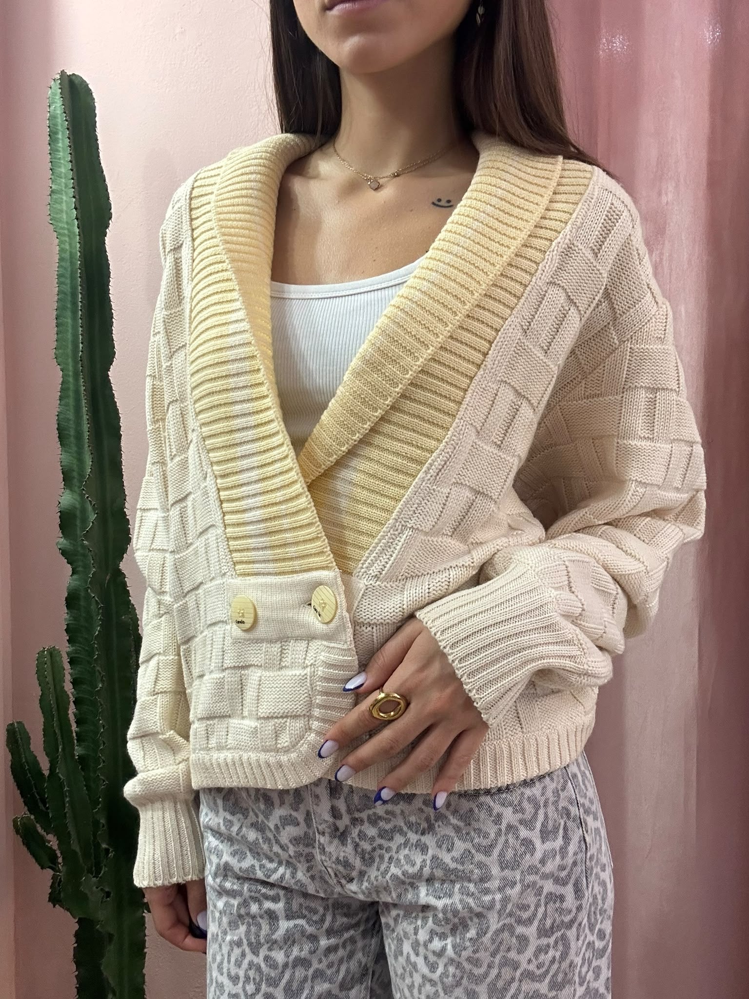 Cardigan vintage doppiopetto con inserti giallo burro
