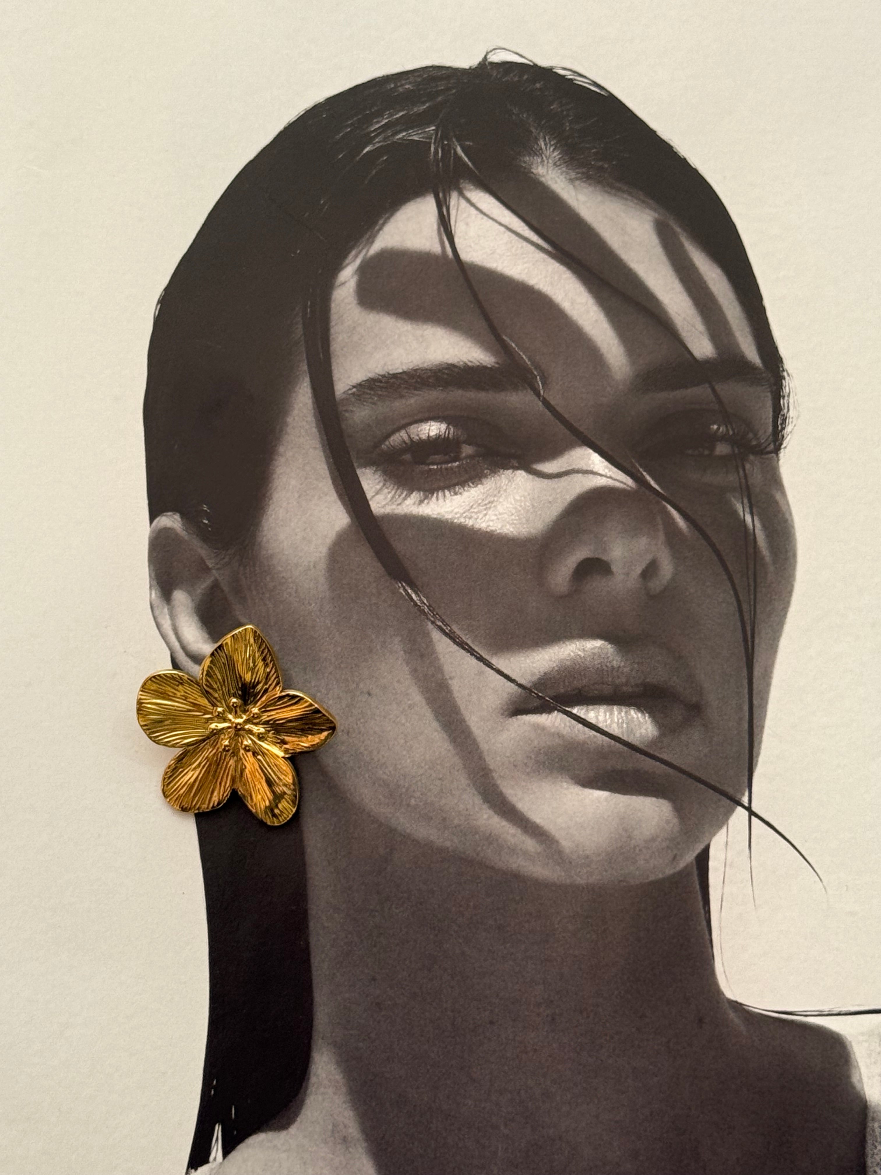 Orecchini a fiore gold/ silver