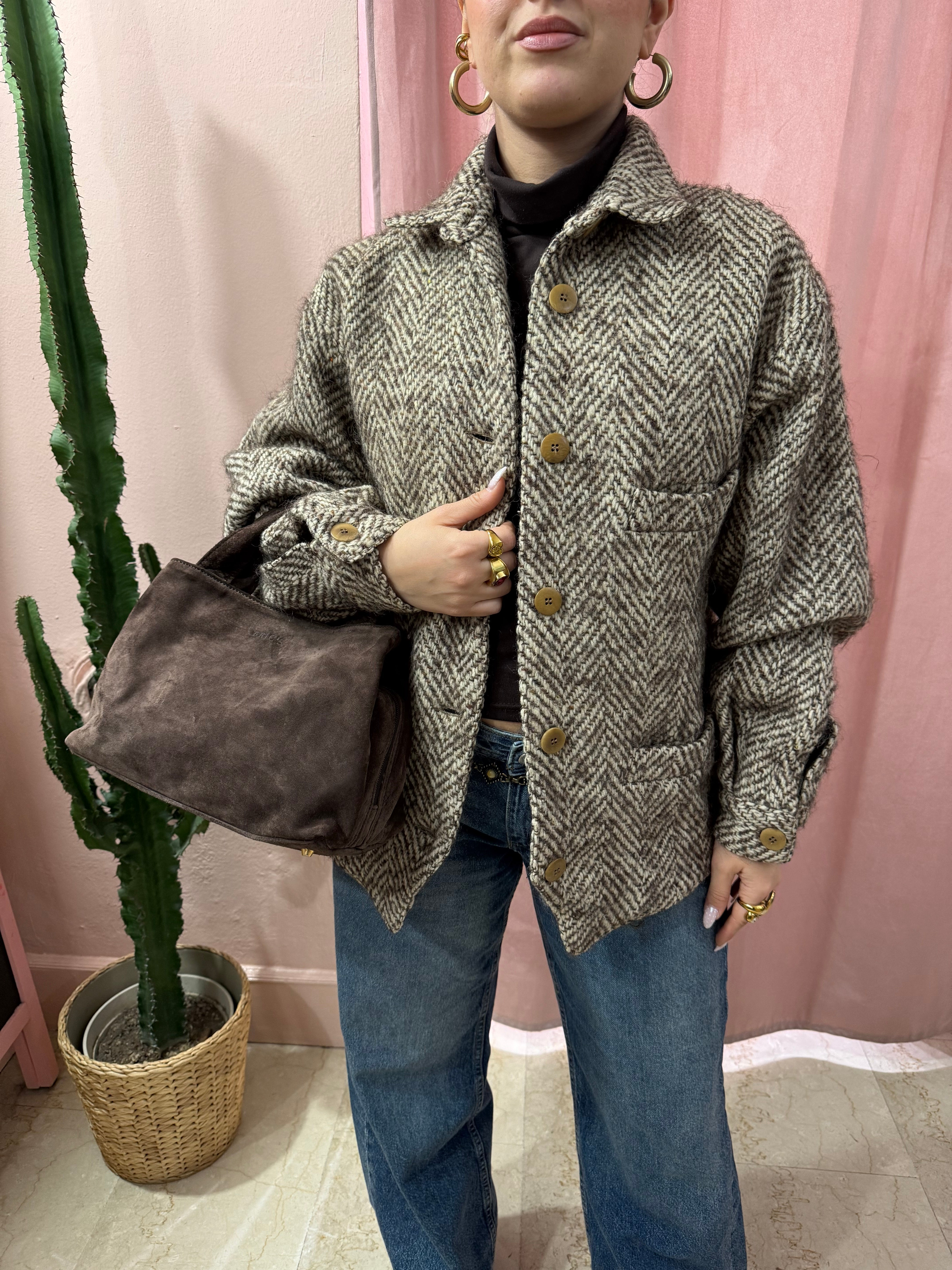 Cappotto corto spigato in lana