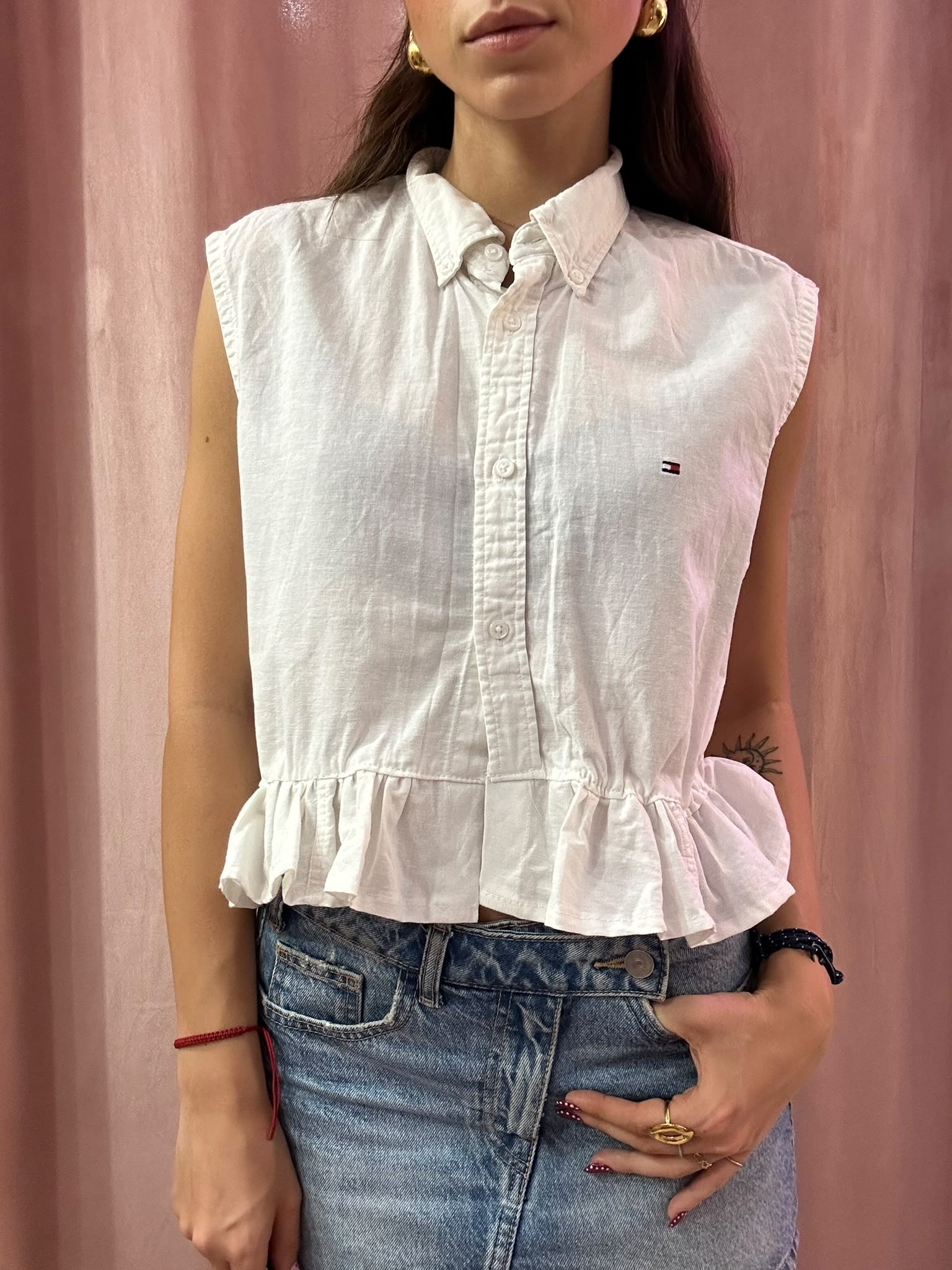 Camicia Tommy Hilfiger upcycling volant bianca