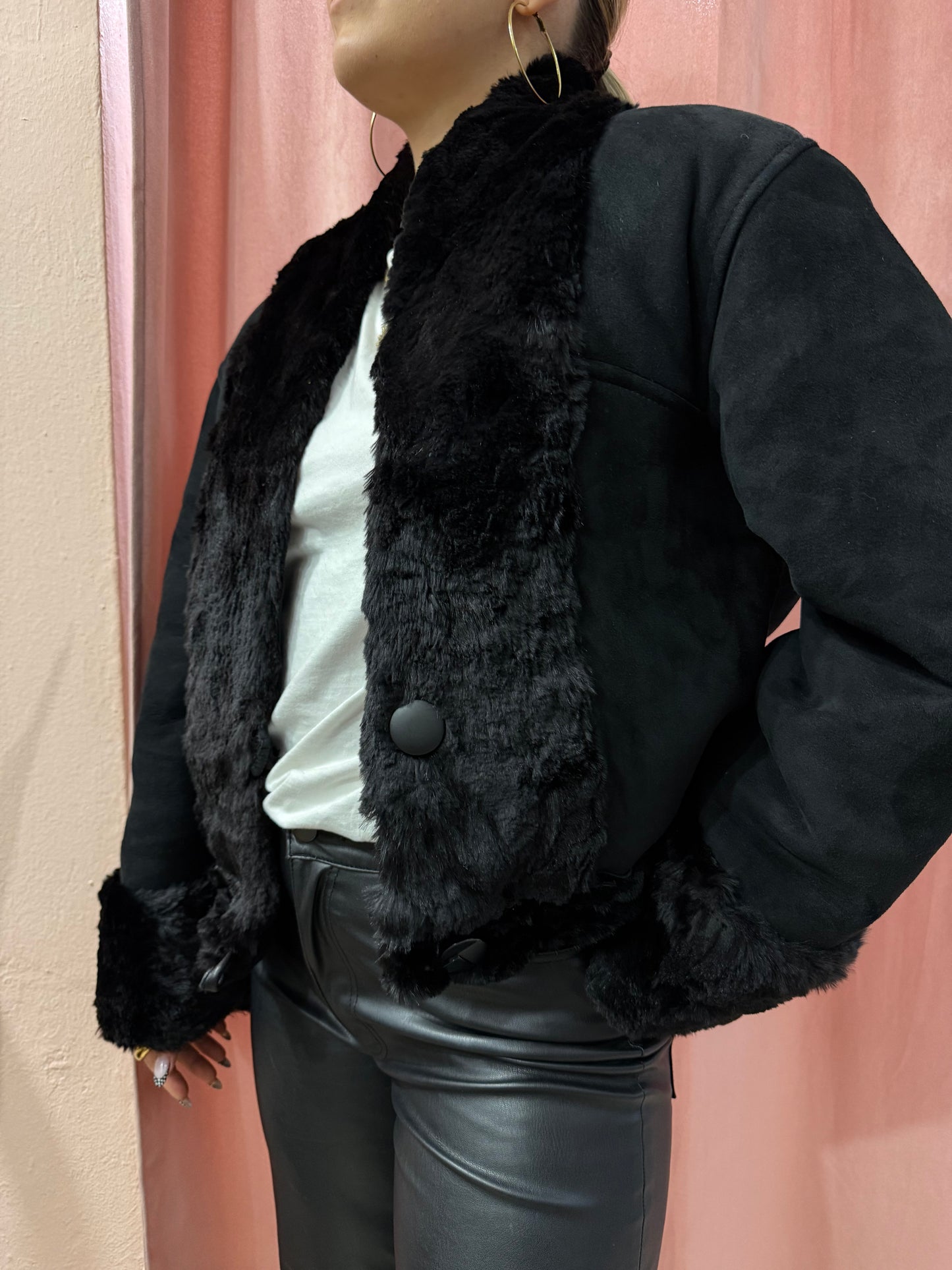 Montone vintage nero