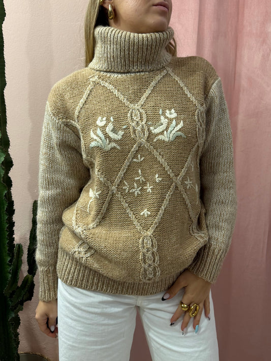 Maglione vintage collo alto in lana con ricami