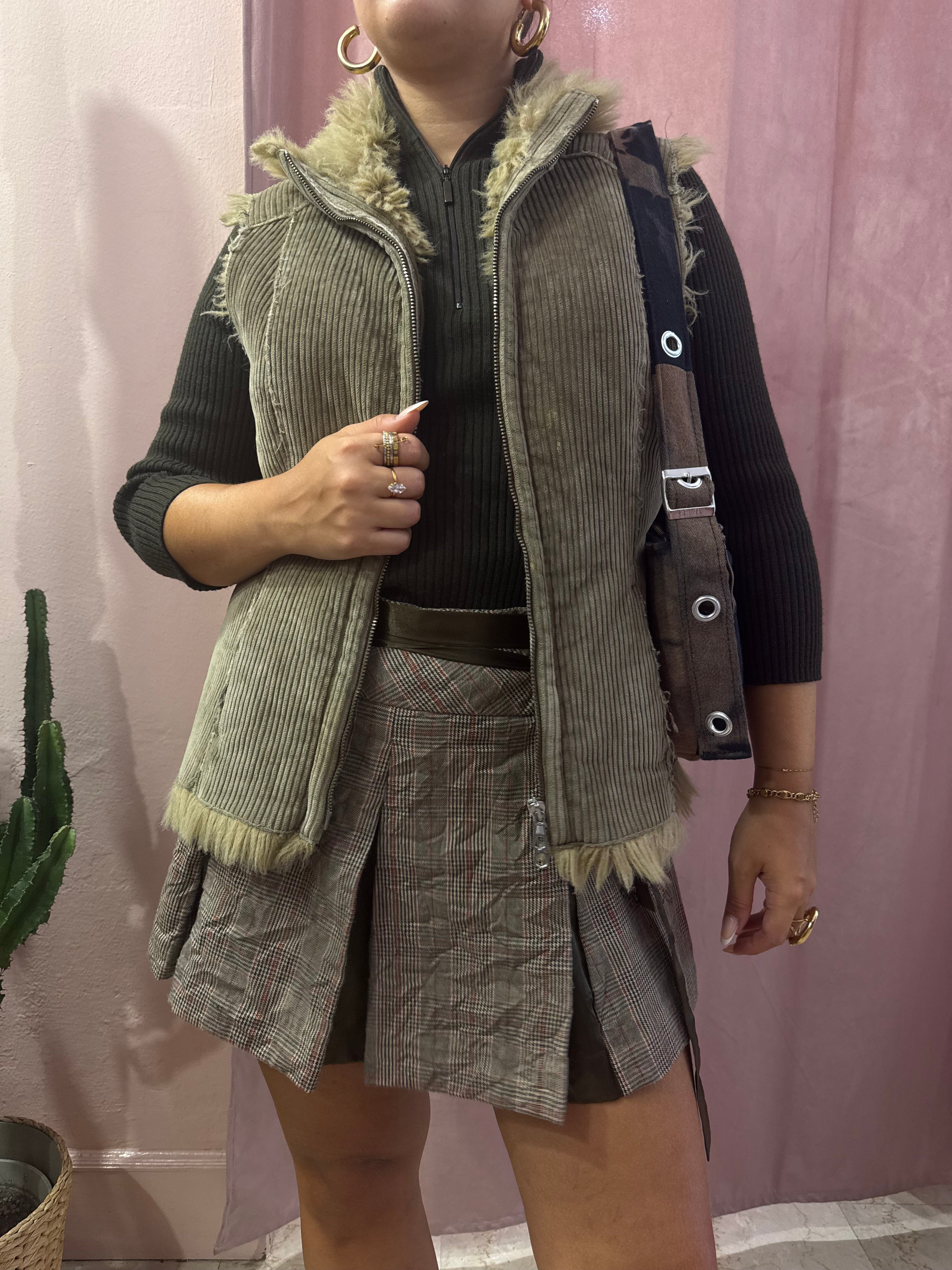 Gilet con pellicciotto smanicato