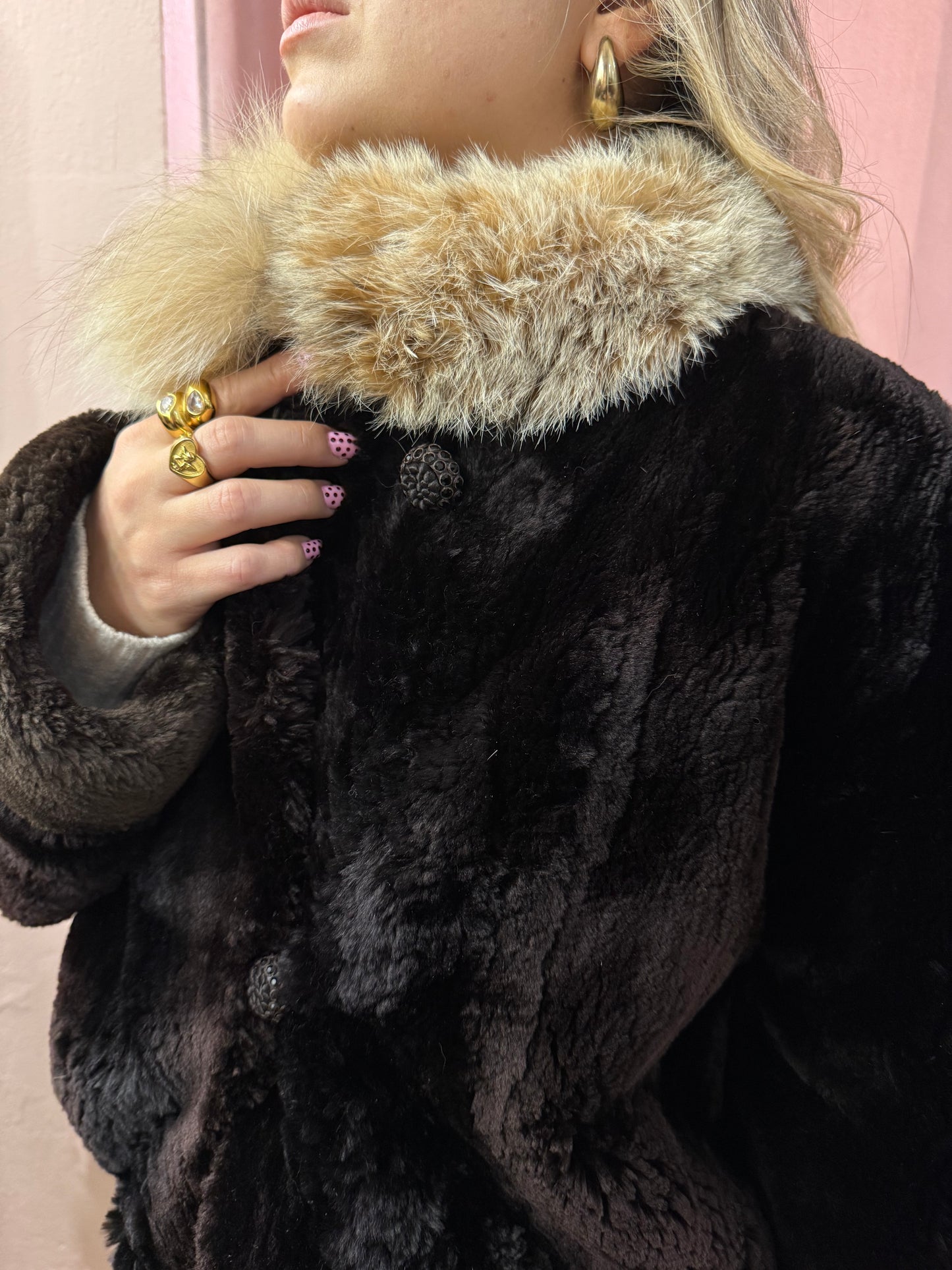 Pelliccia in castoro con collo in volpe