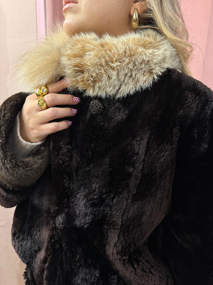 Pelliccia in castoro con collo in volpe