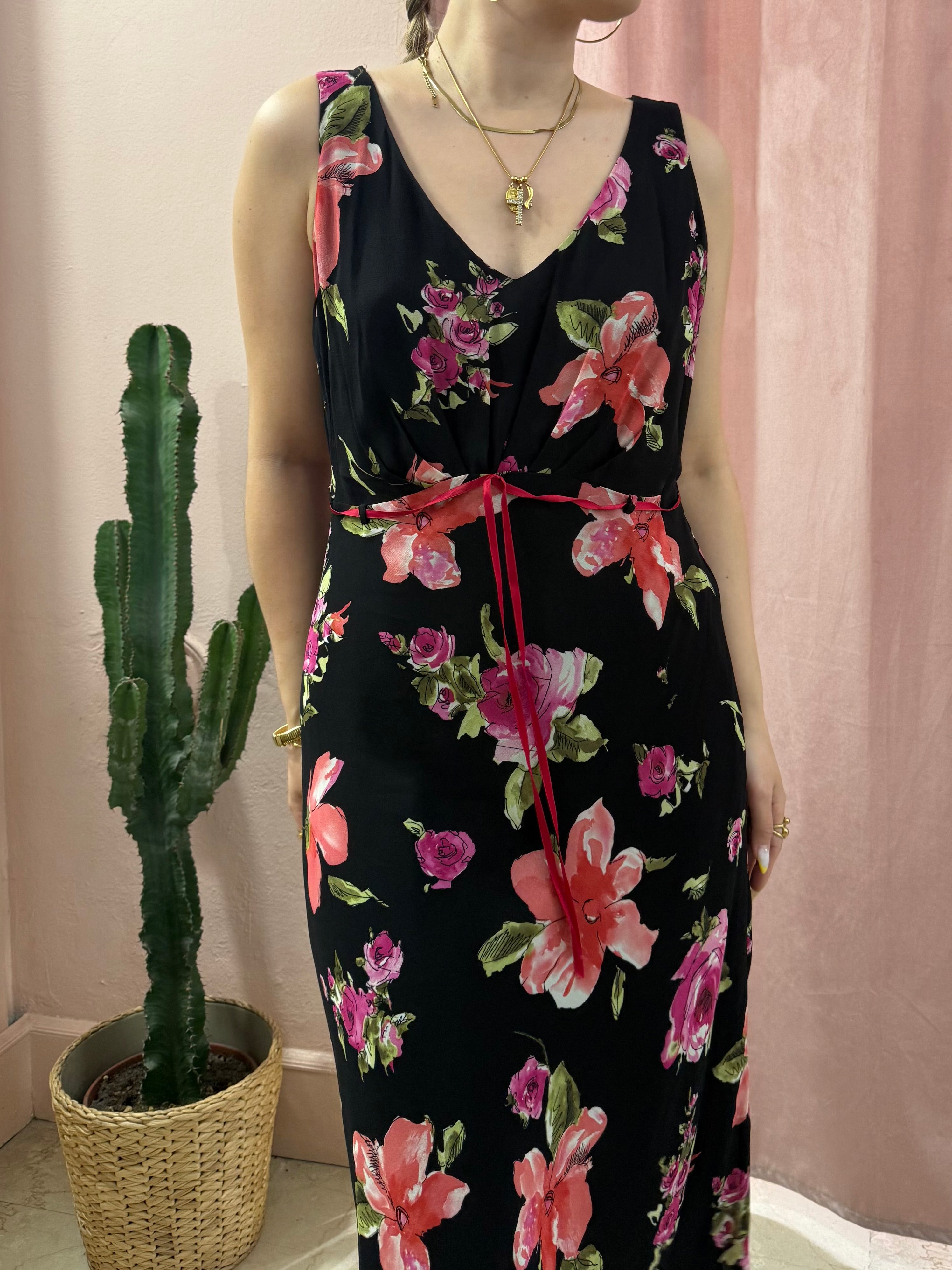 Maxi vestito nero fantasia a fiori