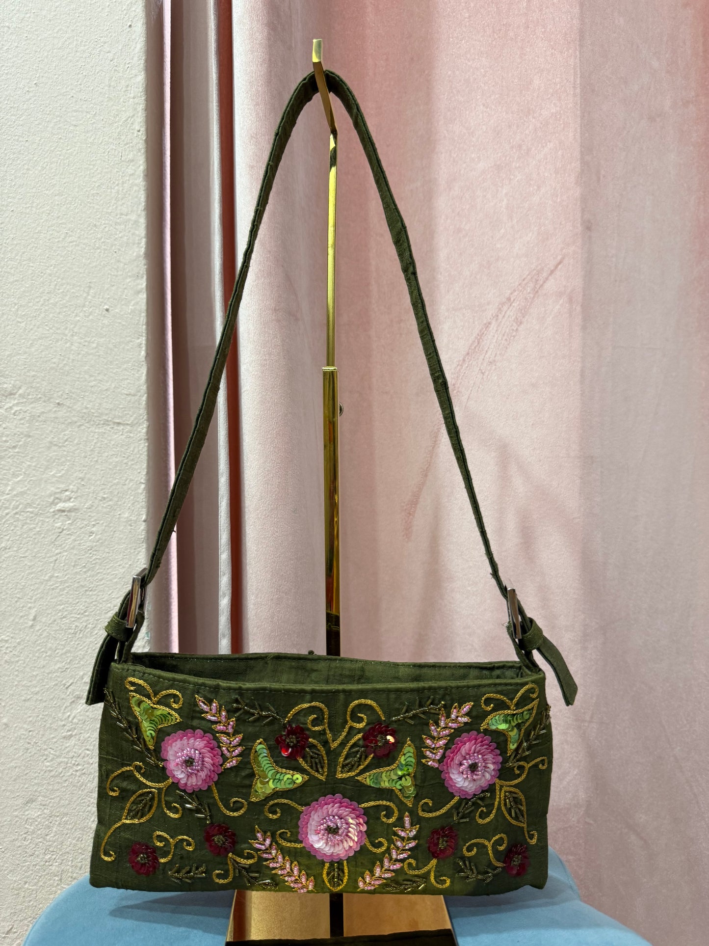 Borsa baguette con paillettes