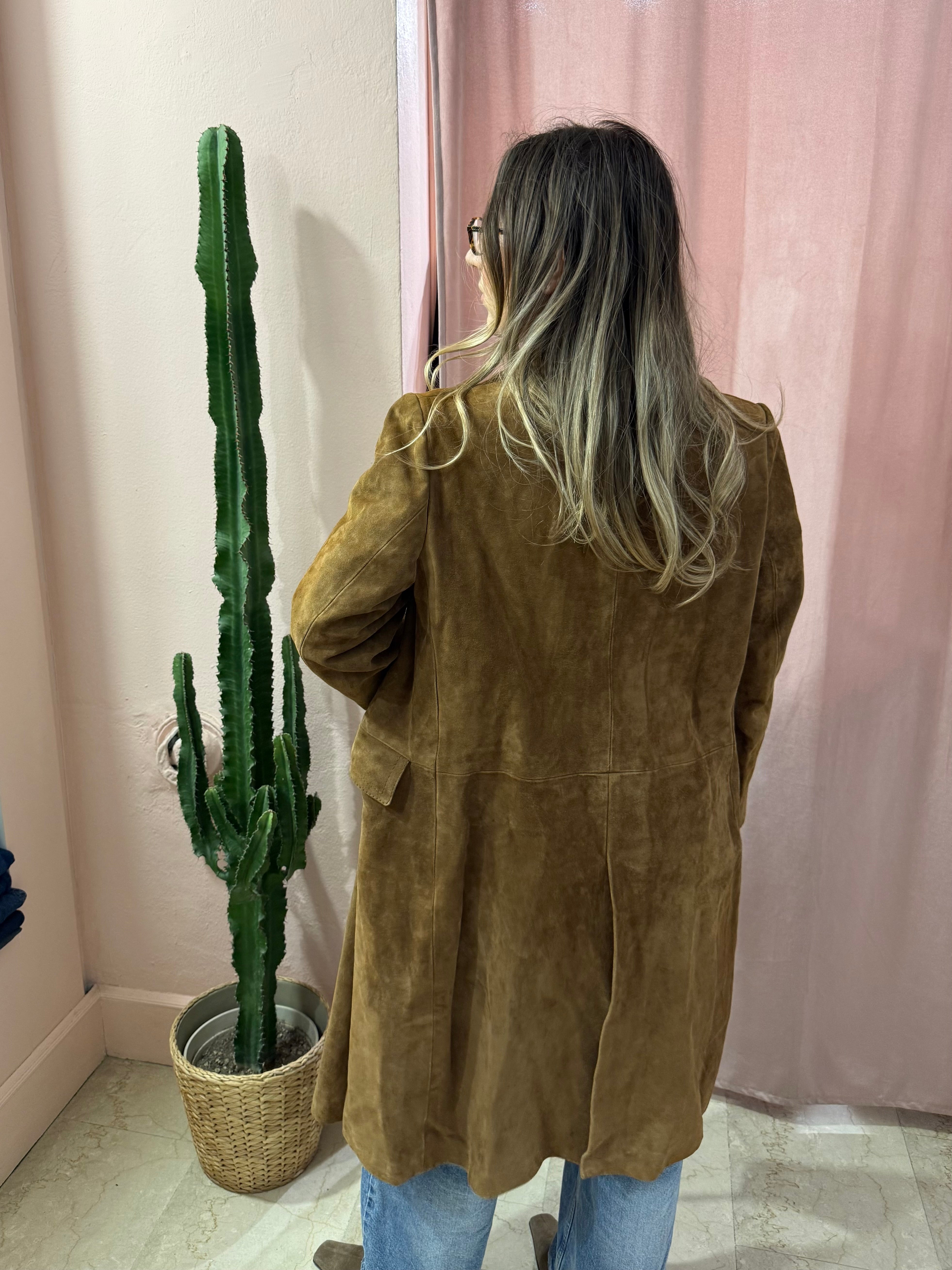 Trench scamosciato in pelle