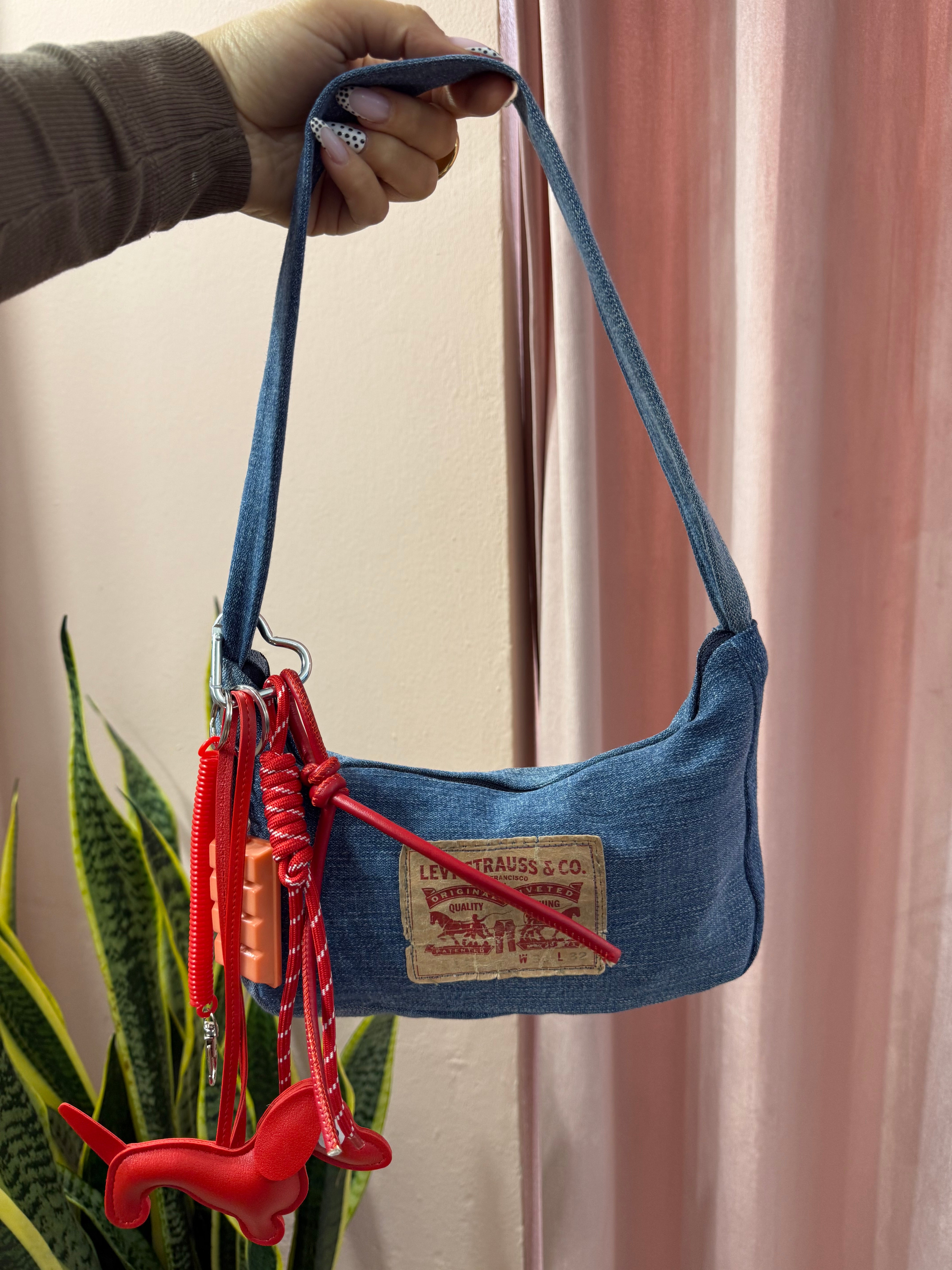 Borsa Levis upcycling lavaggio medio