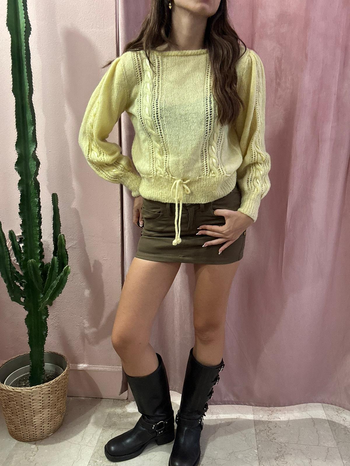 Maglione giallo burro in pura lana