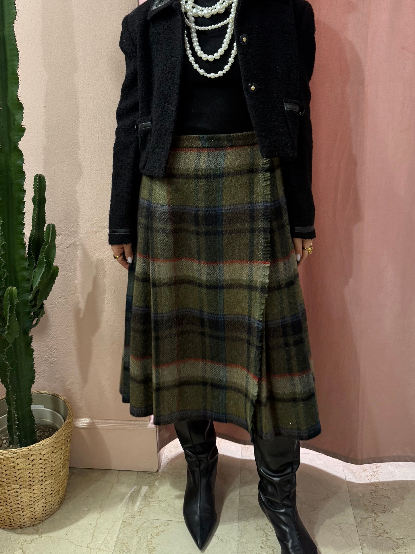 Gonna tartan sul verde in lana spessa