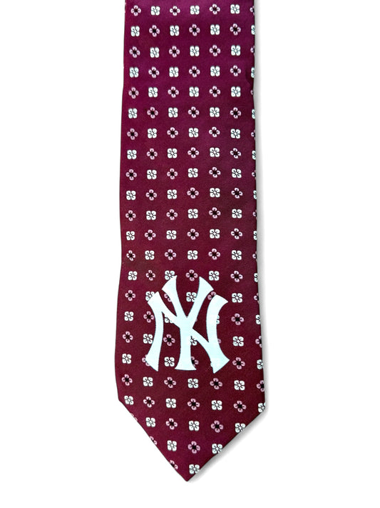 Cravatta New Yankees in fantasia fucsia