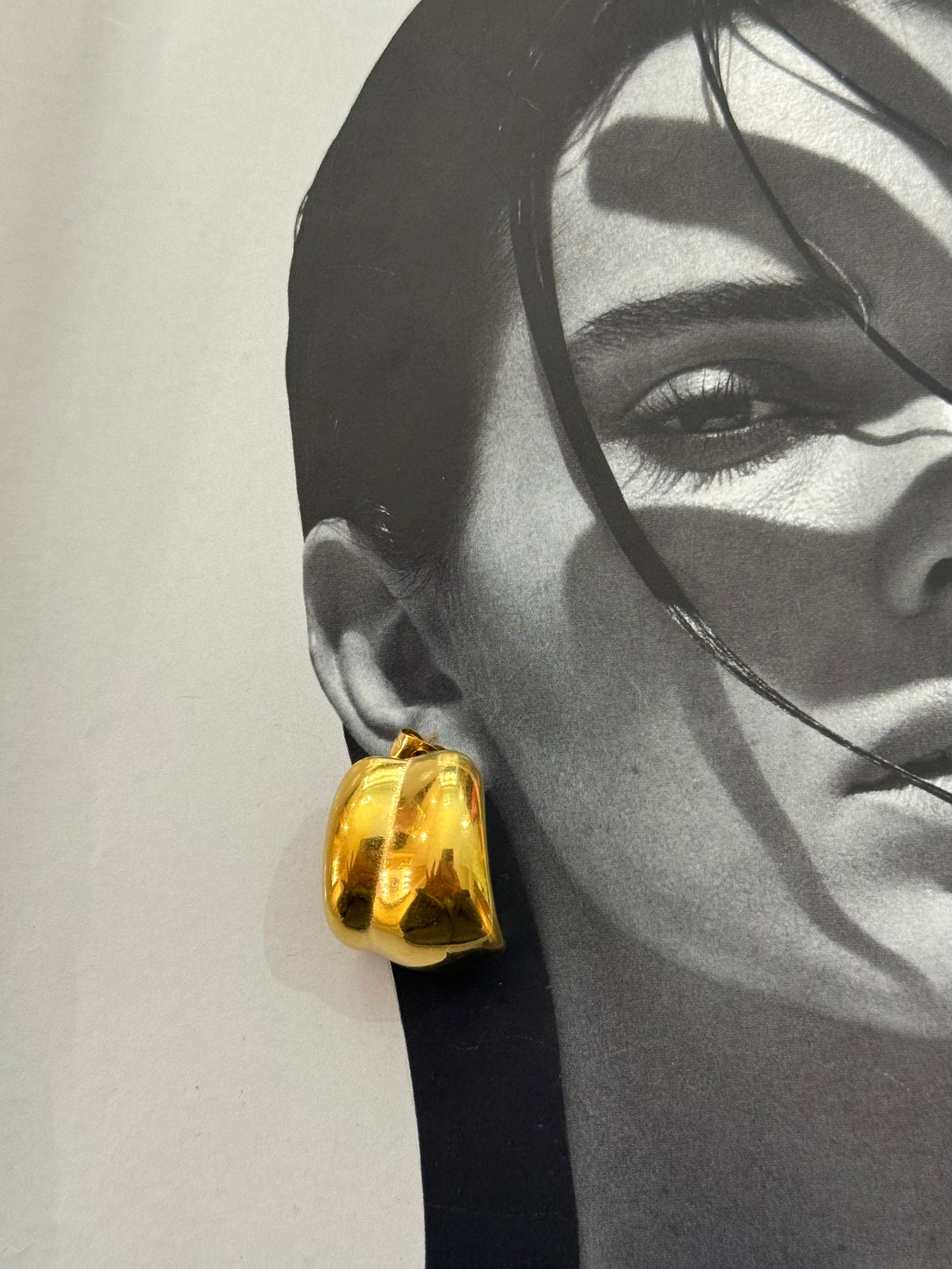 Orecchini mezzaluna gold