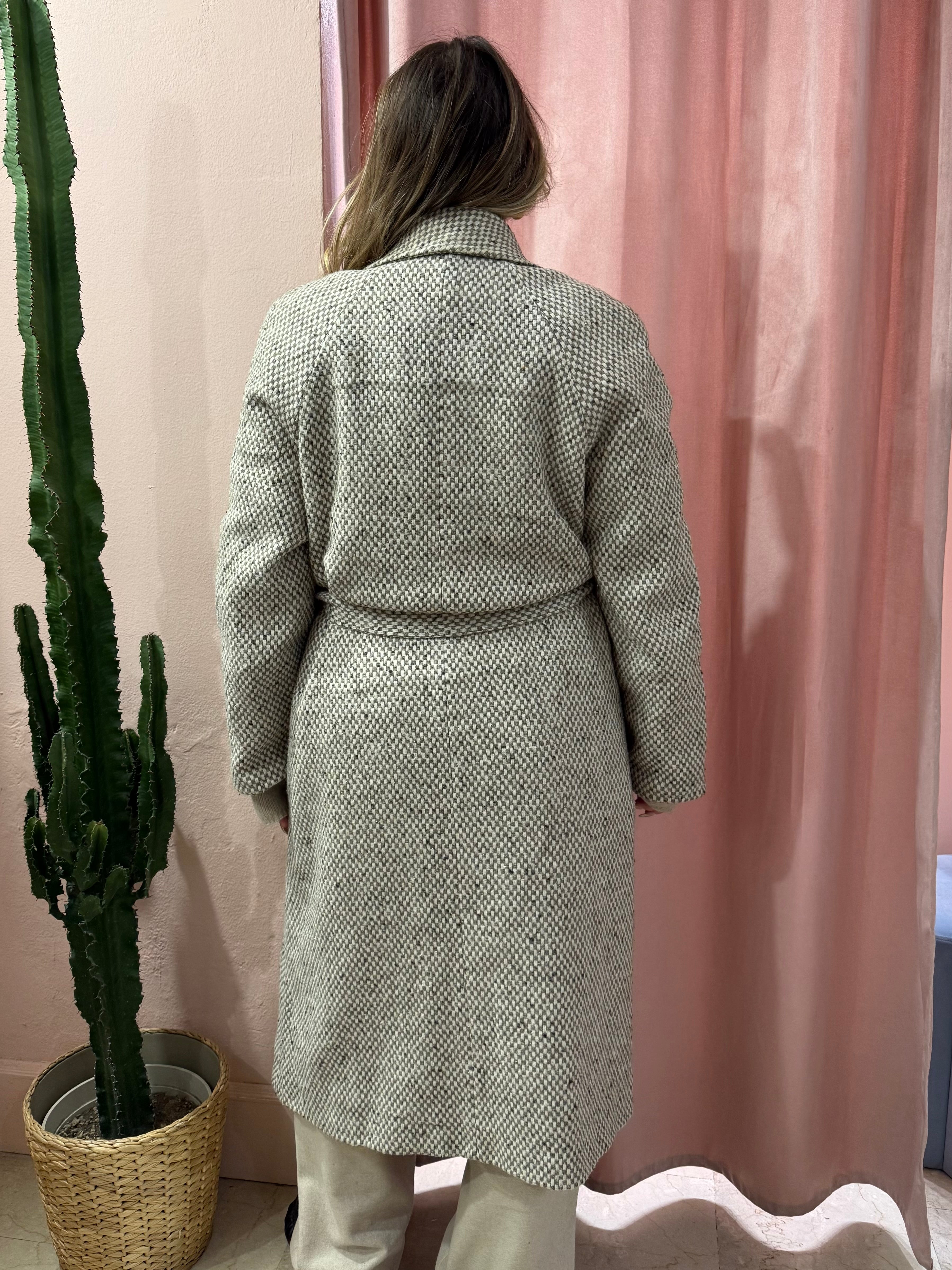 Cappotto vintage in lana con cinturino