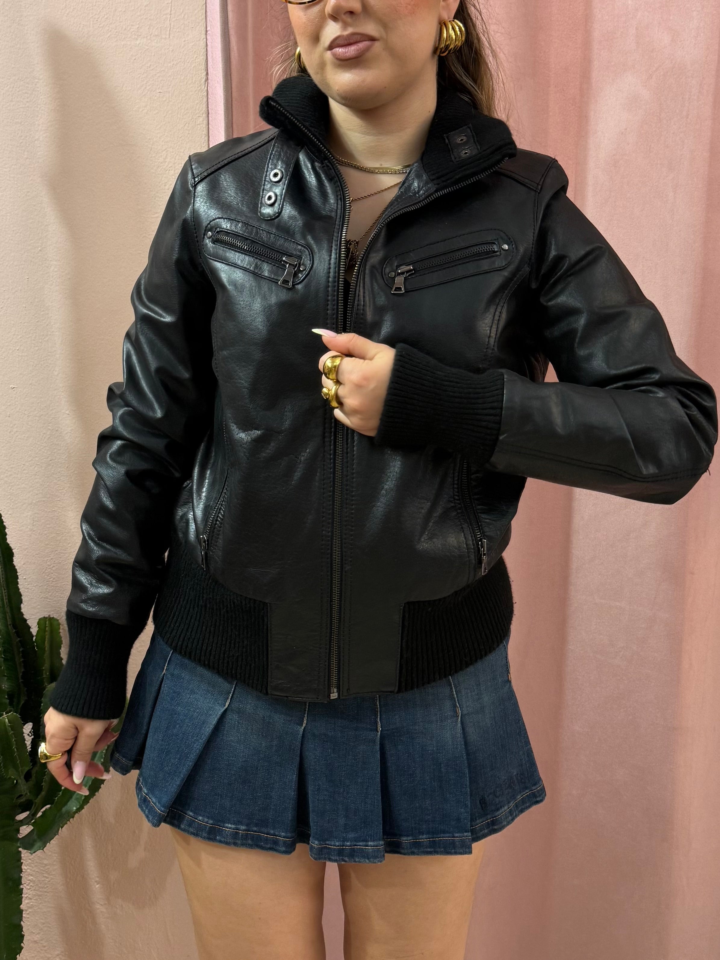 Bomber in pelle nero strutturato