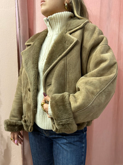 Montone crop nocciola