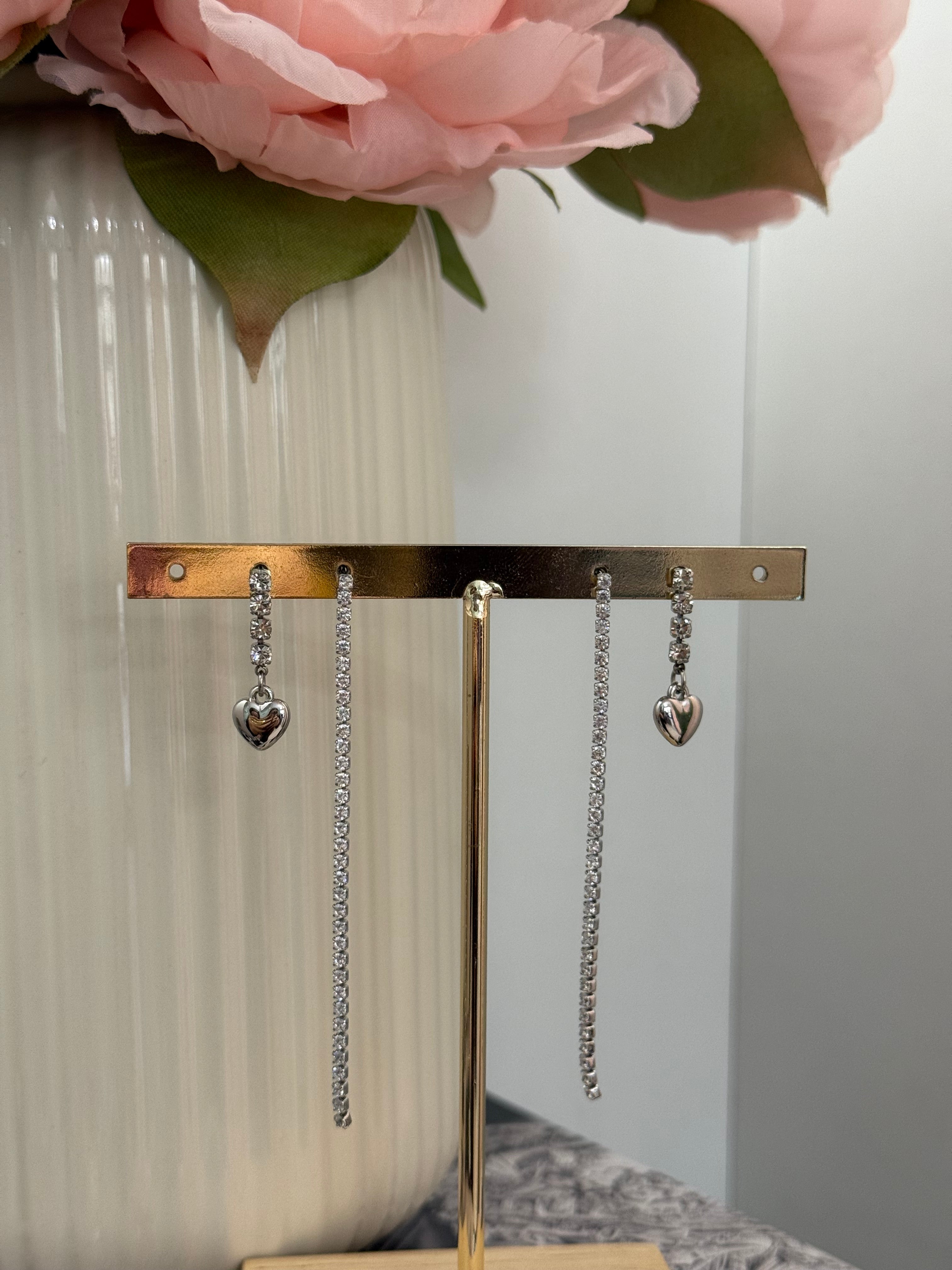 Orecchini pendenti con cuore