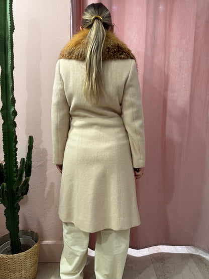 Cappotto panna con collo in pelliccia vera