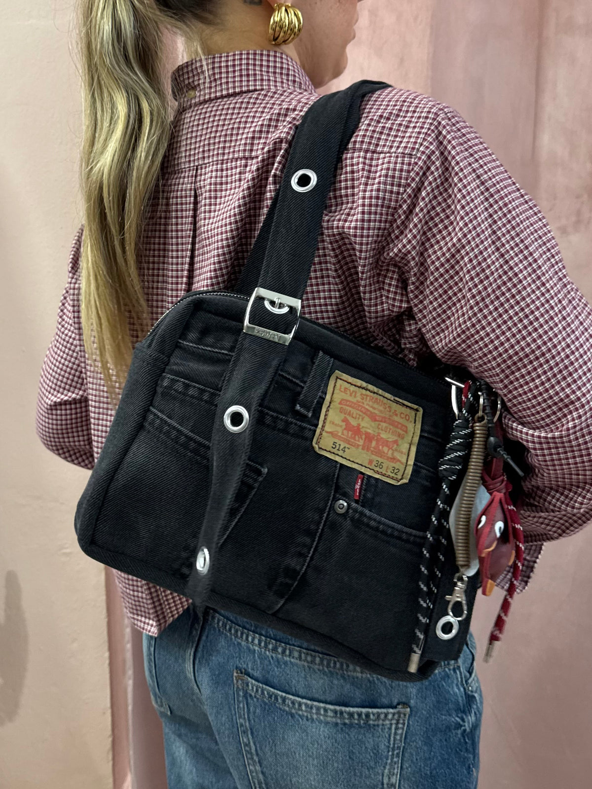 Borsa Levis upcycling nera