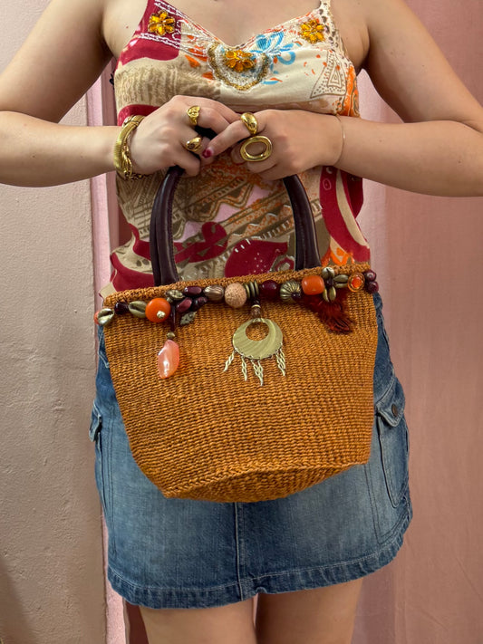 Borsa vintage arancio con ciondoli