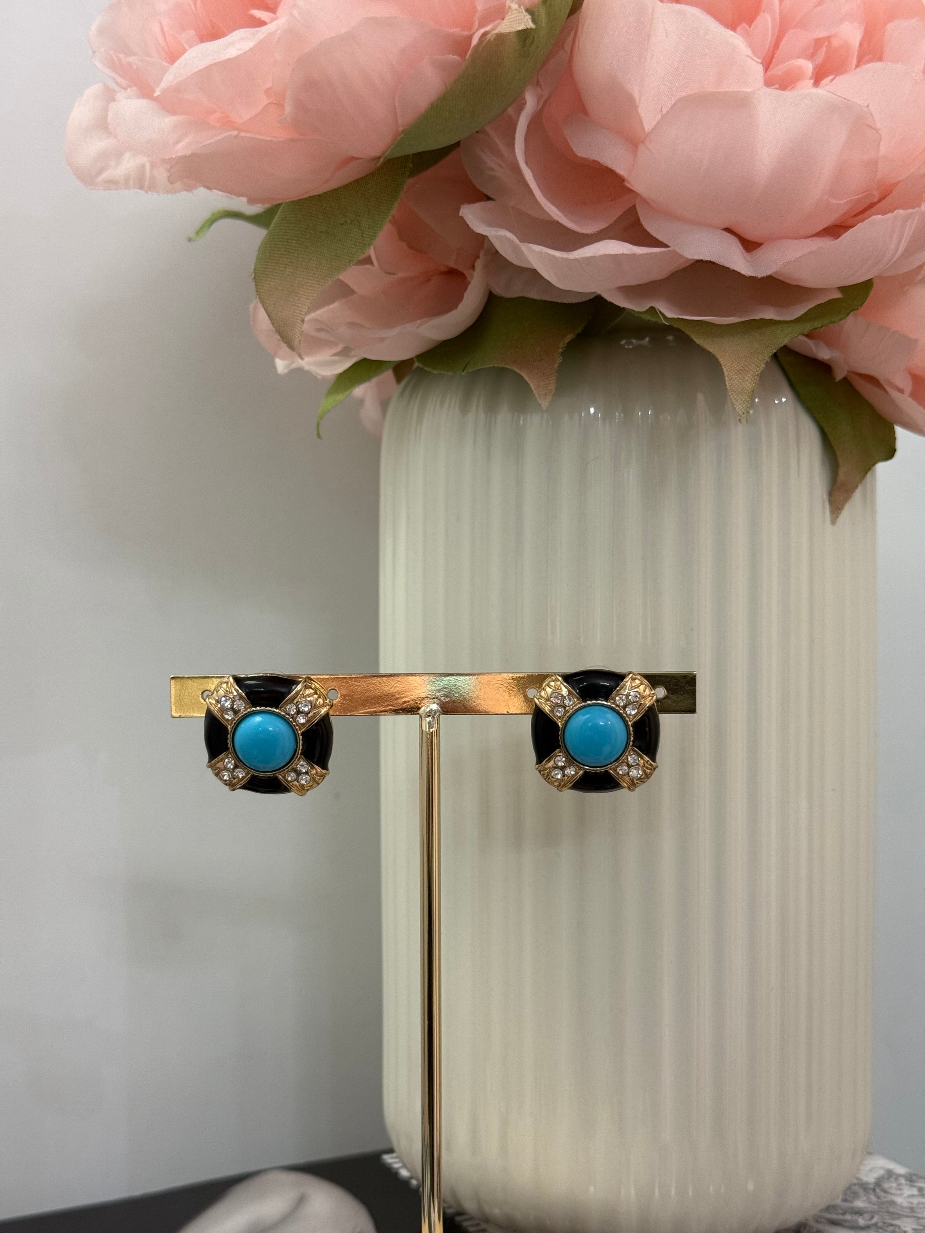 Orecchini squadrati neri pietra azzurra - solo online