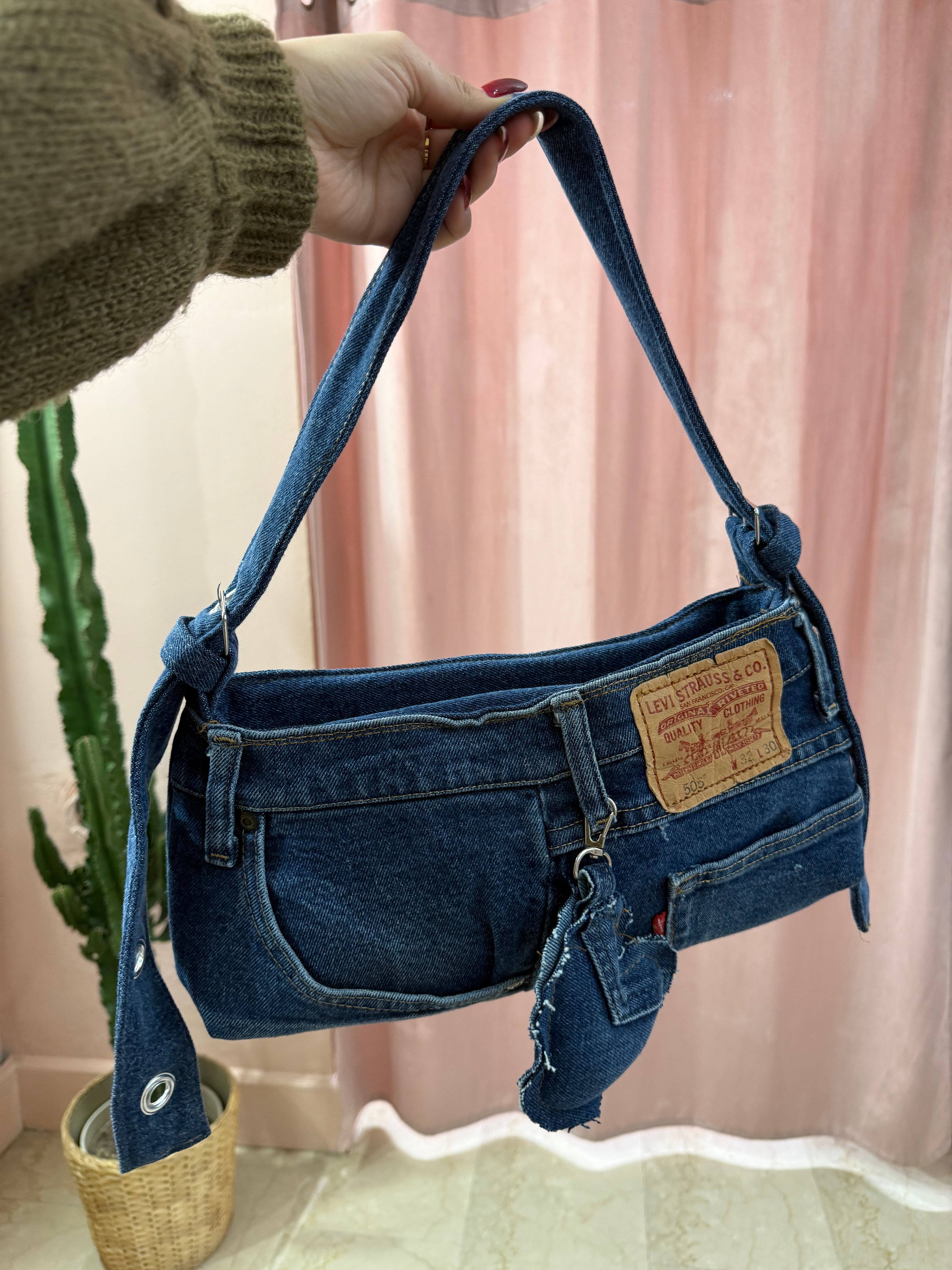 Borsa baguette Levis upcycling