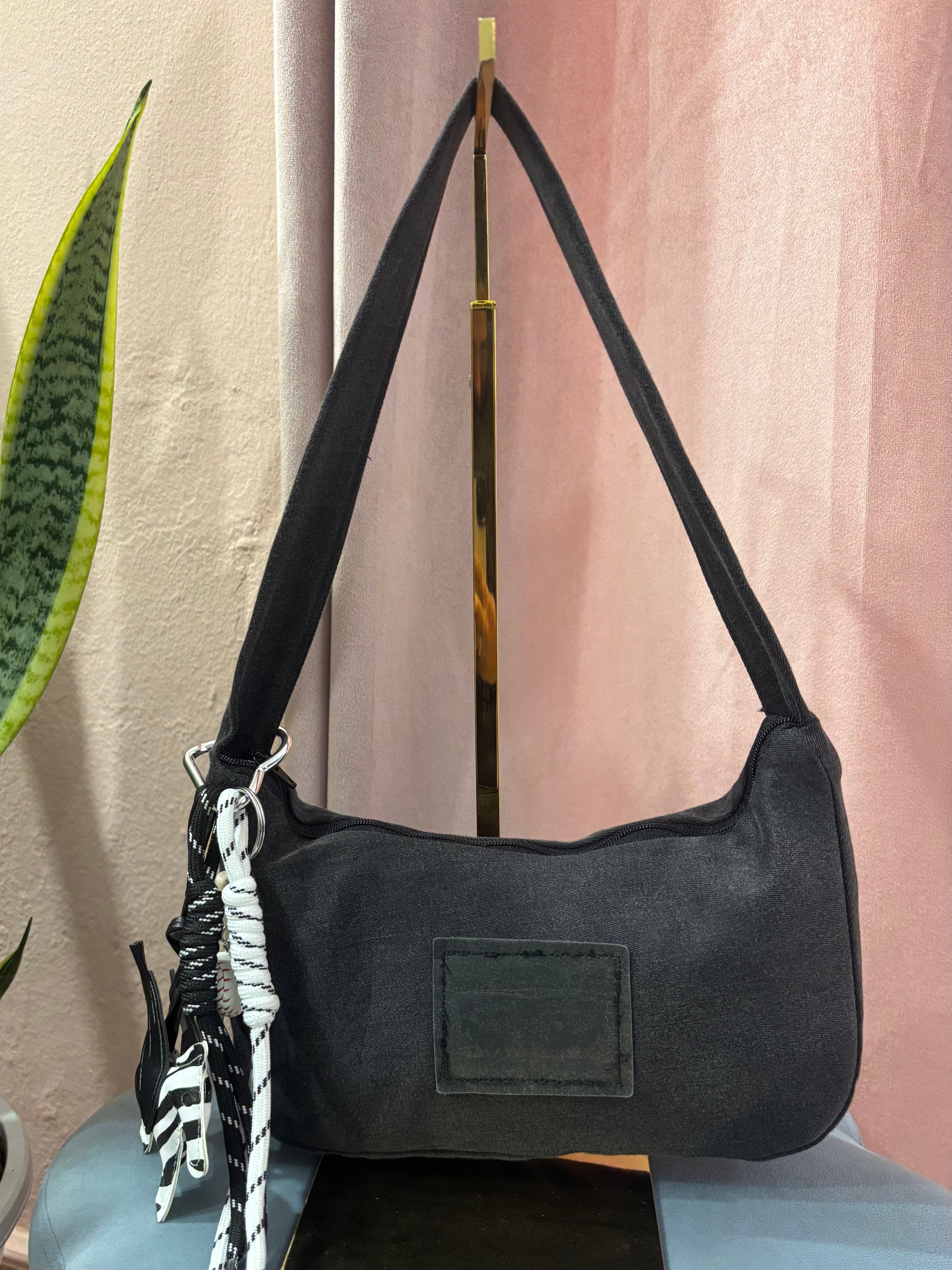 Borsa Levis upcycling nero slavato