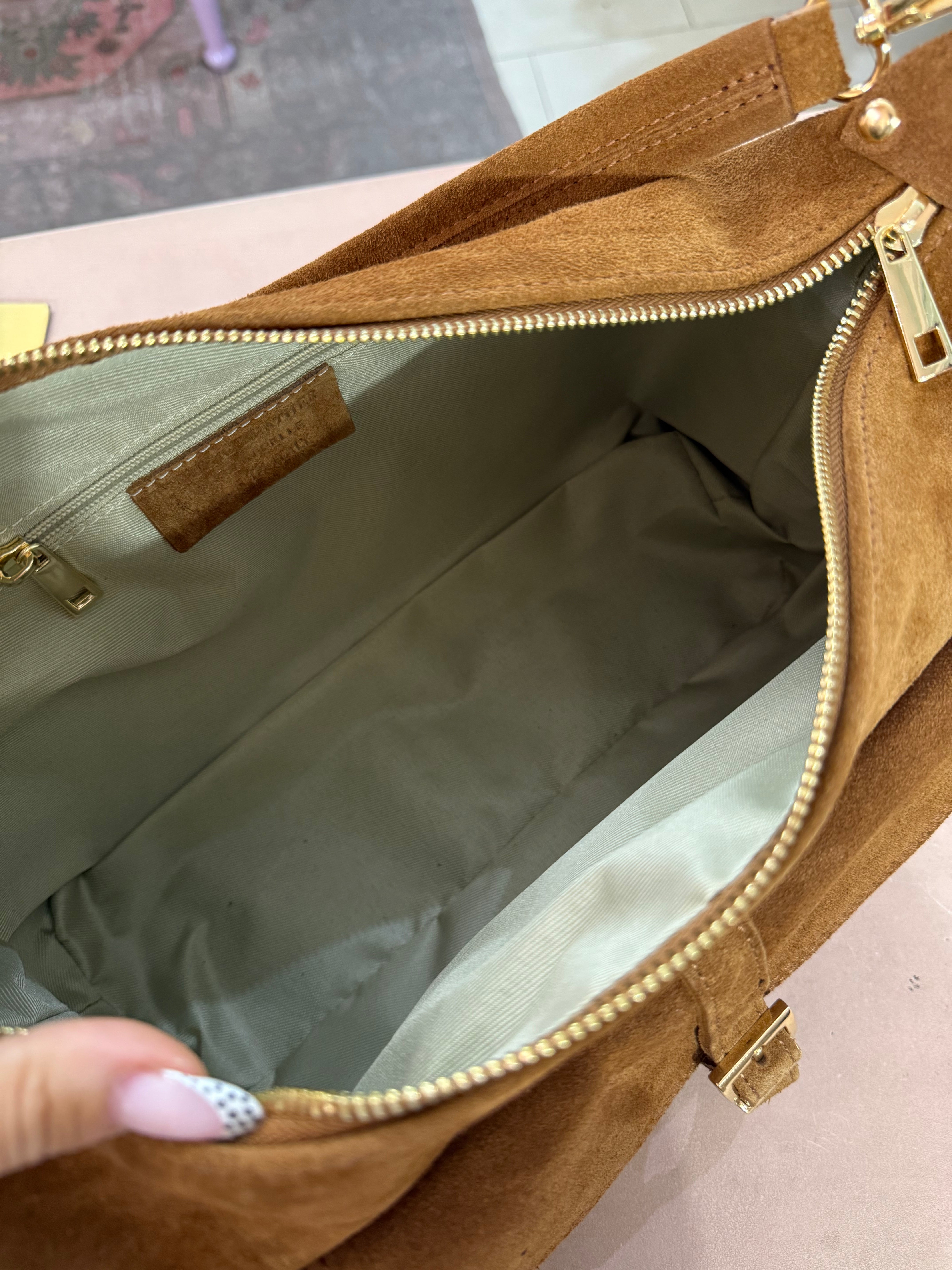 Borsa in vera pelle scamosciata