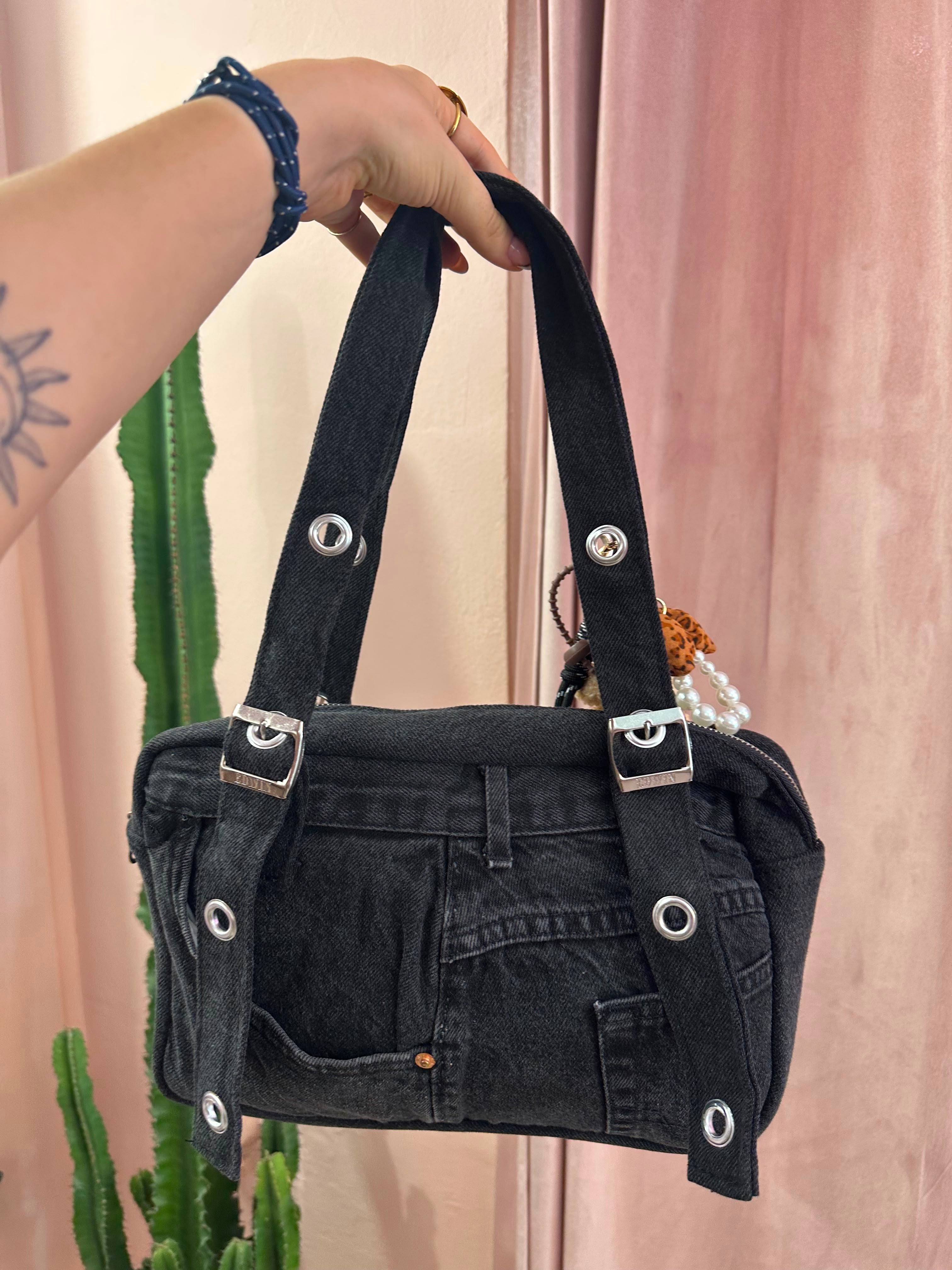 Borsa Levis upcycling nera