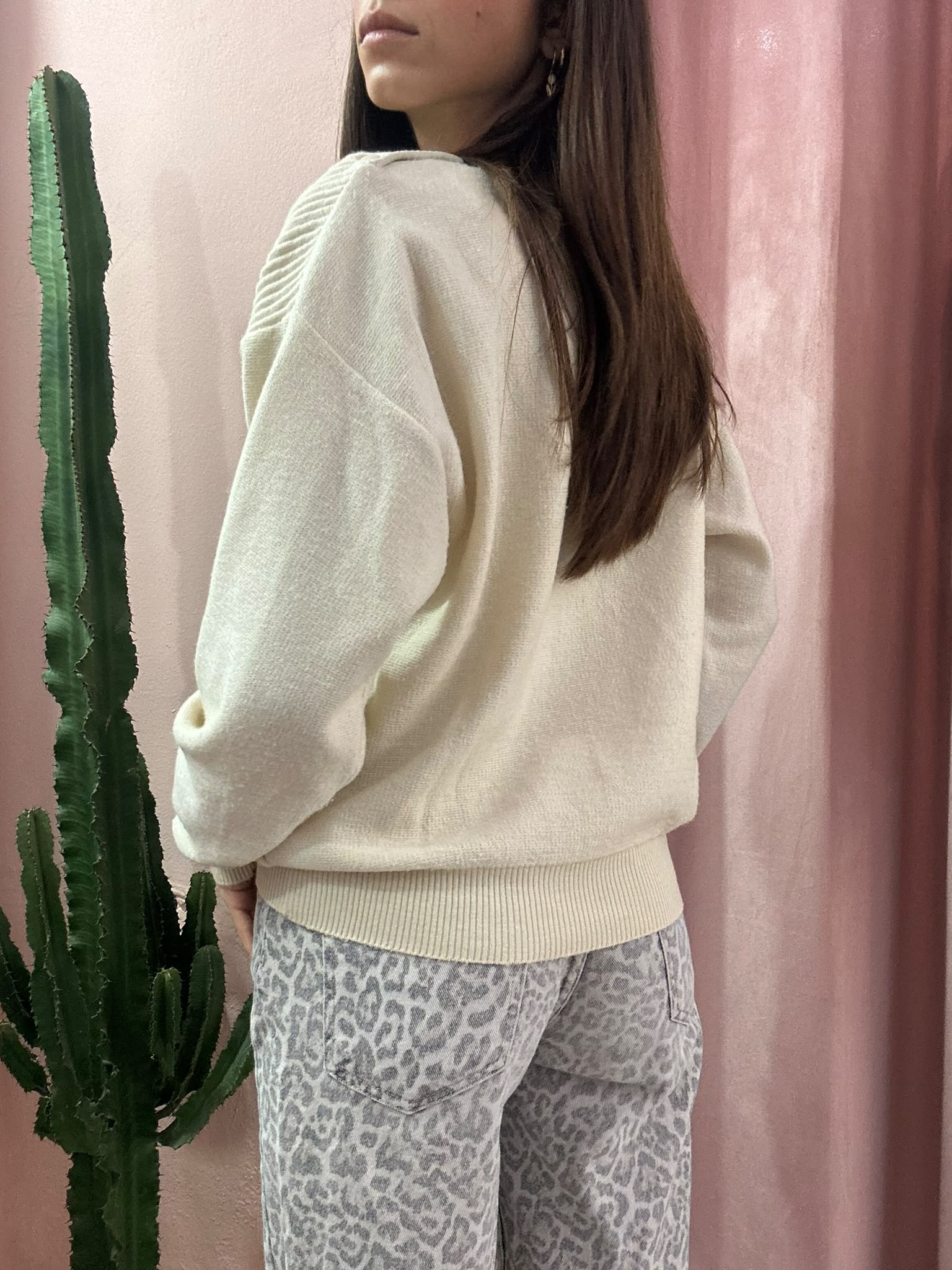 Maglione vintage panna con inserti in pelle