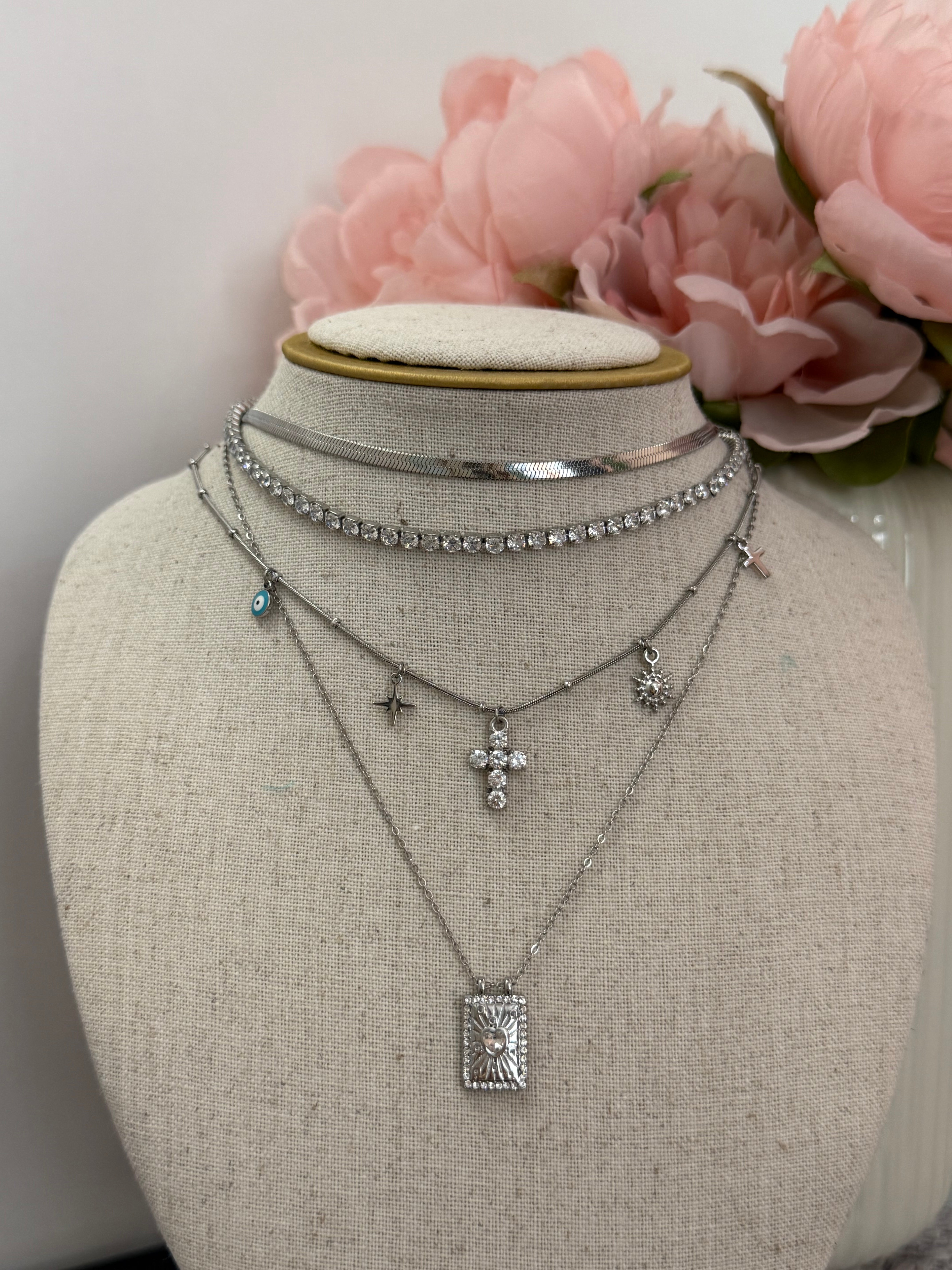 Collana multi charm con croce mini