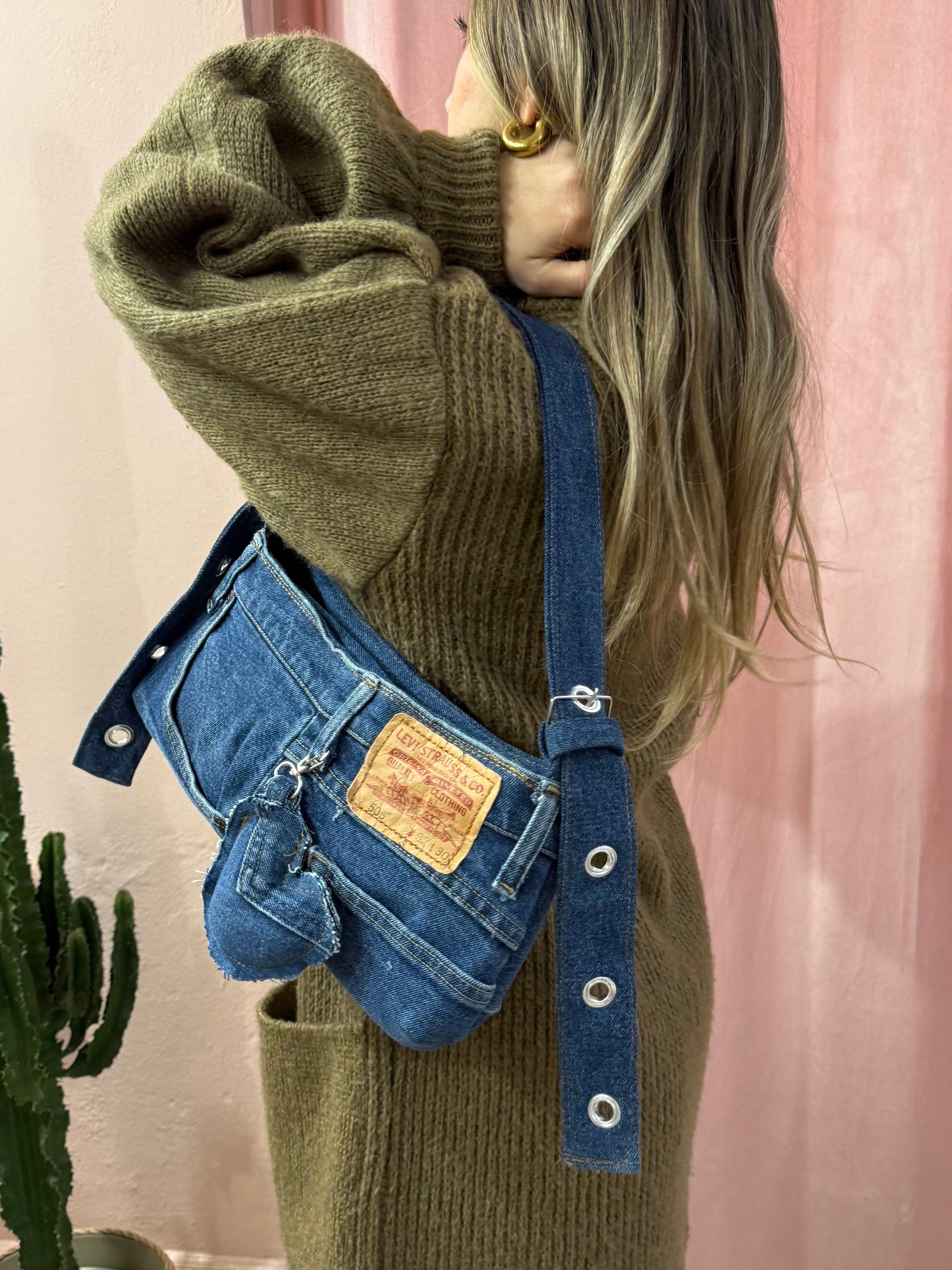 Borsa baguette Levis upcycling