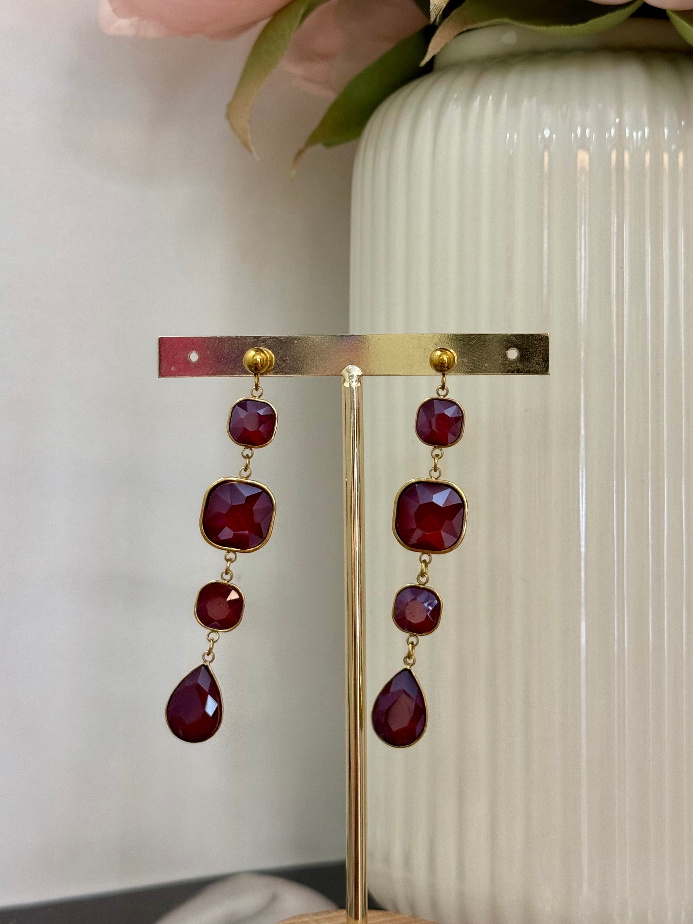 orecchini pendenti bordeaux