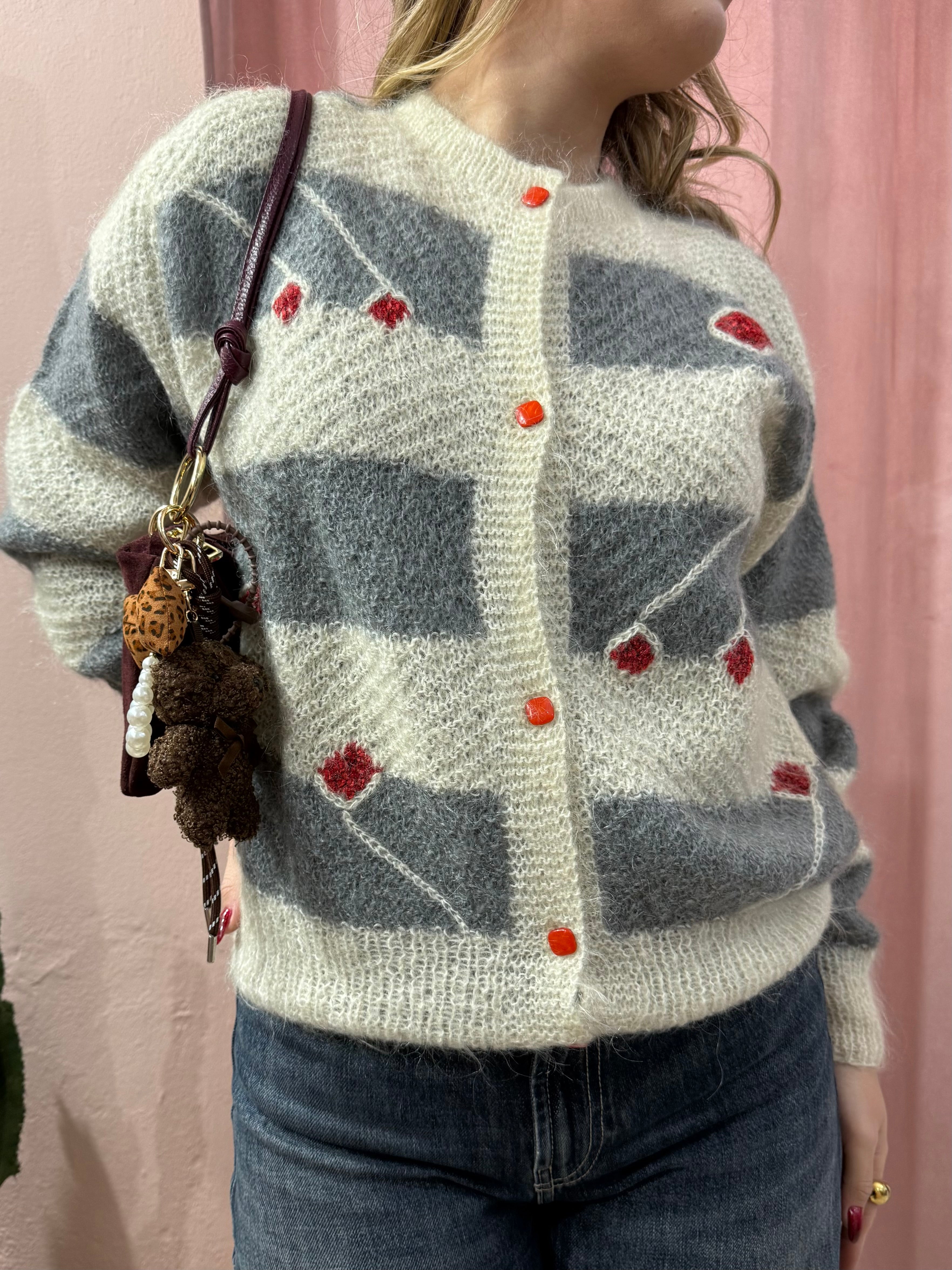 Cardigan in lana a righe sul grigio