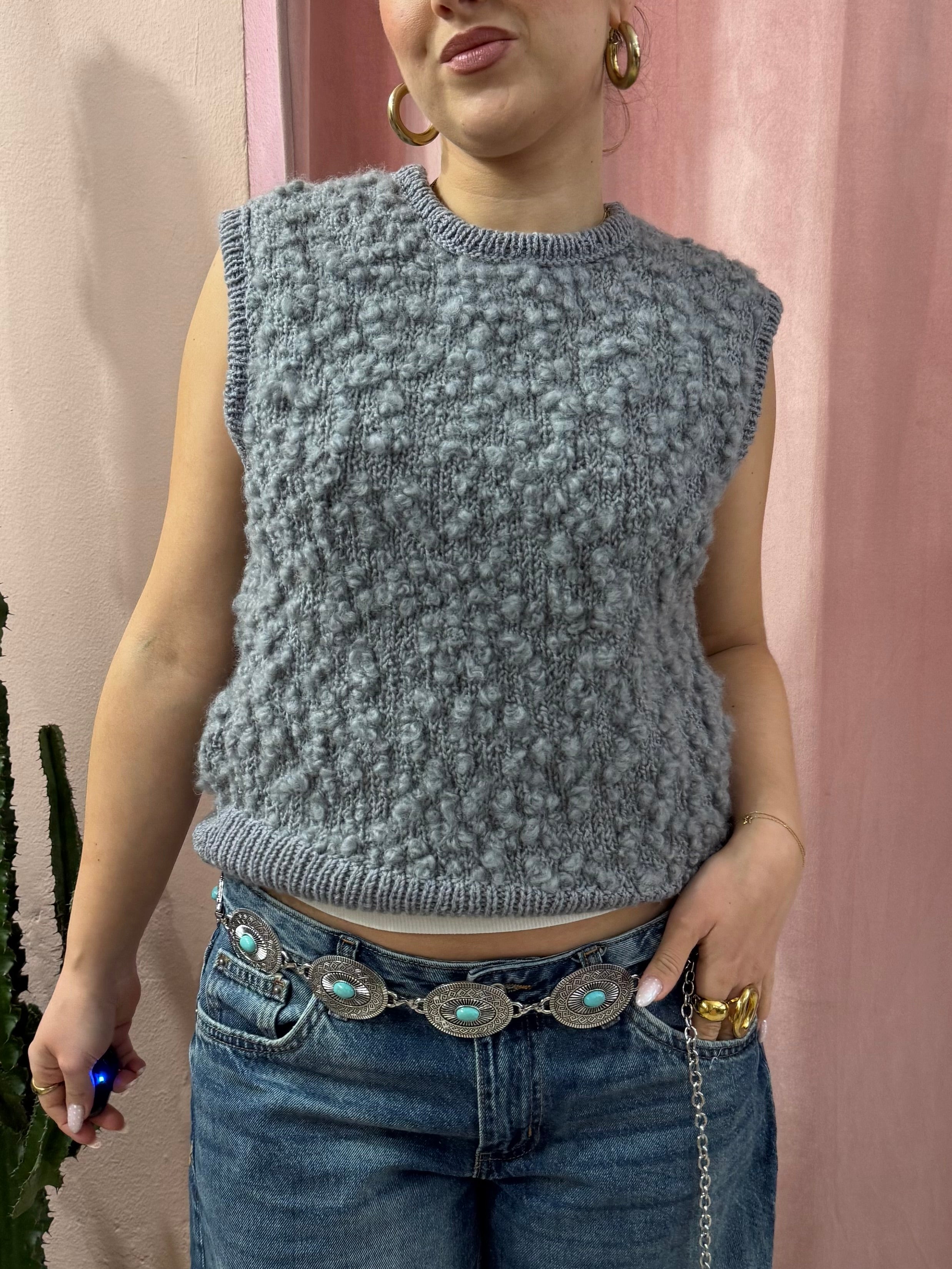 Smanicato in maglia di lana grigio