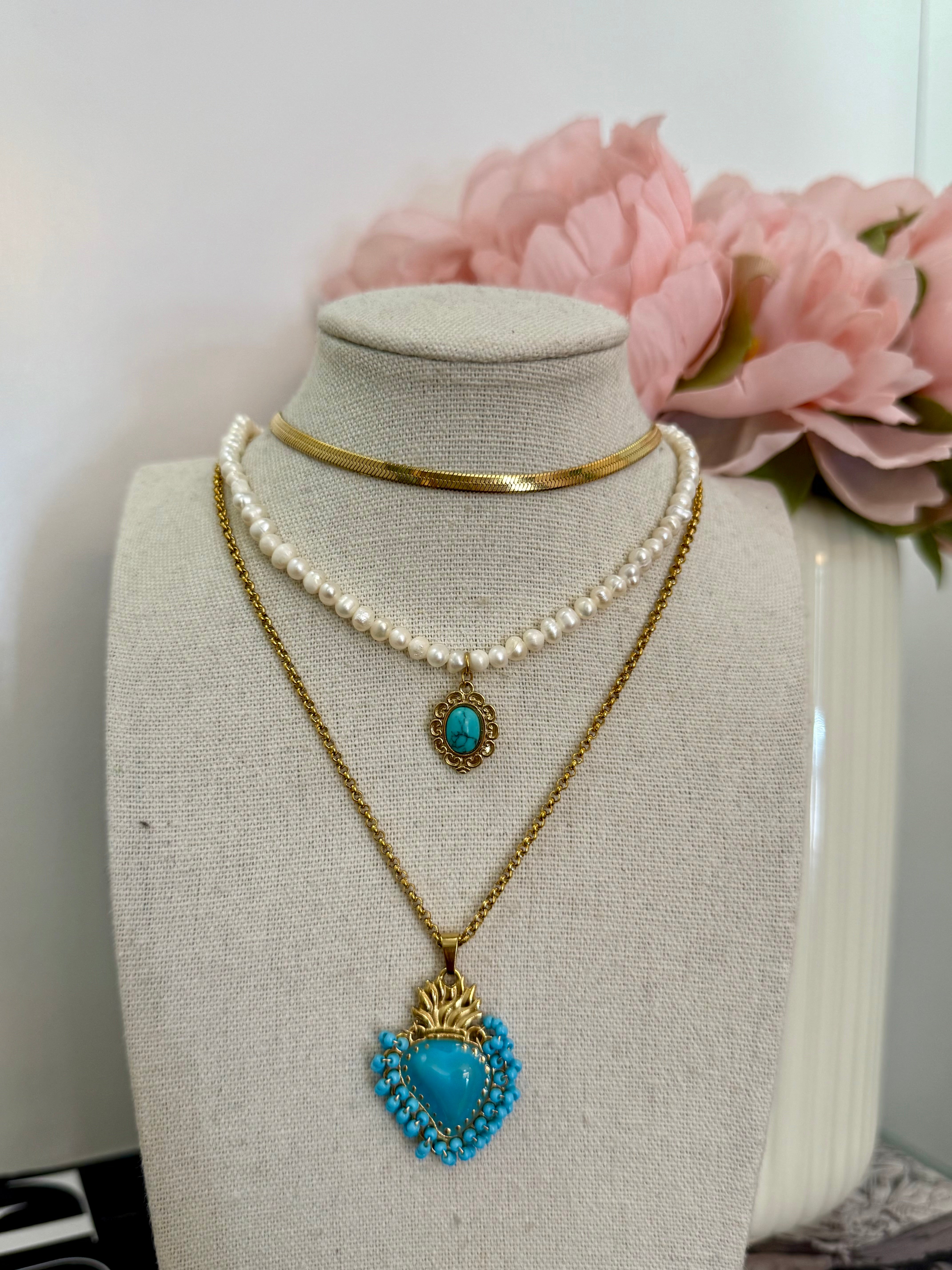Collana cuore sacro azzurro