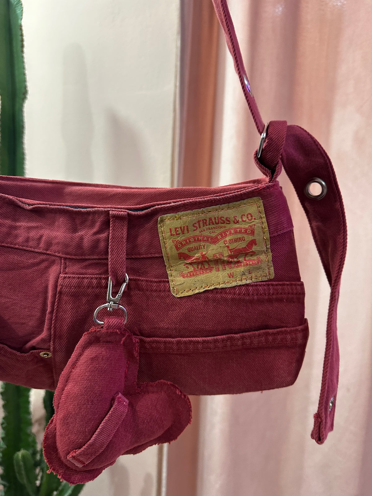 Borsa levis baguette upcycling bordeaux