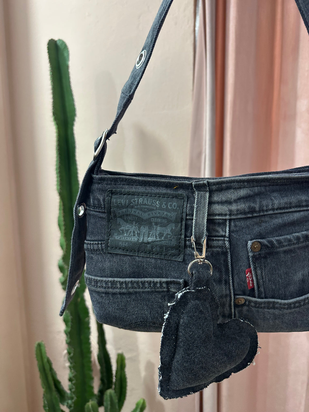 Borse levis baguette upcycling grigio scuro