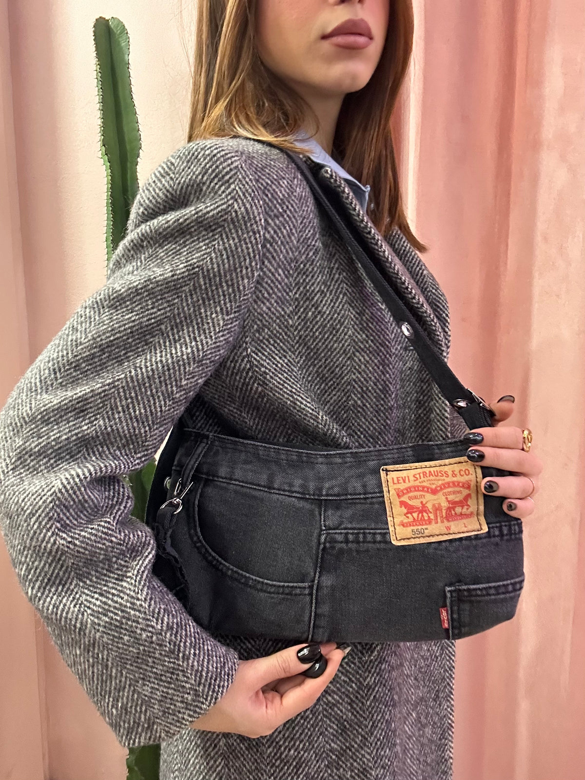 Borsa Levis baguette upcycling grigio scuro